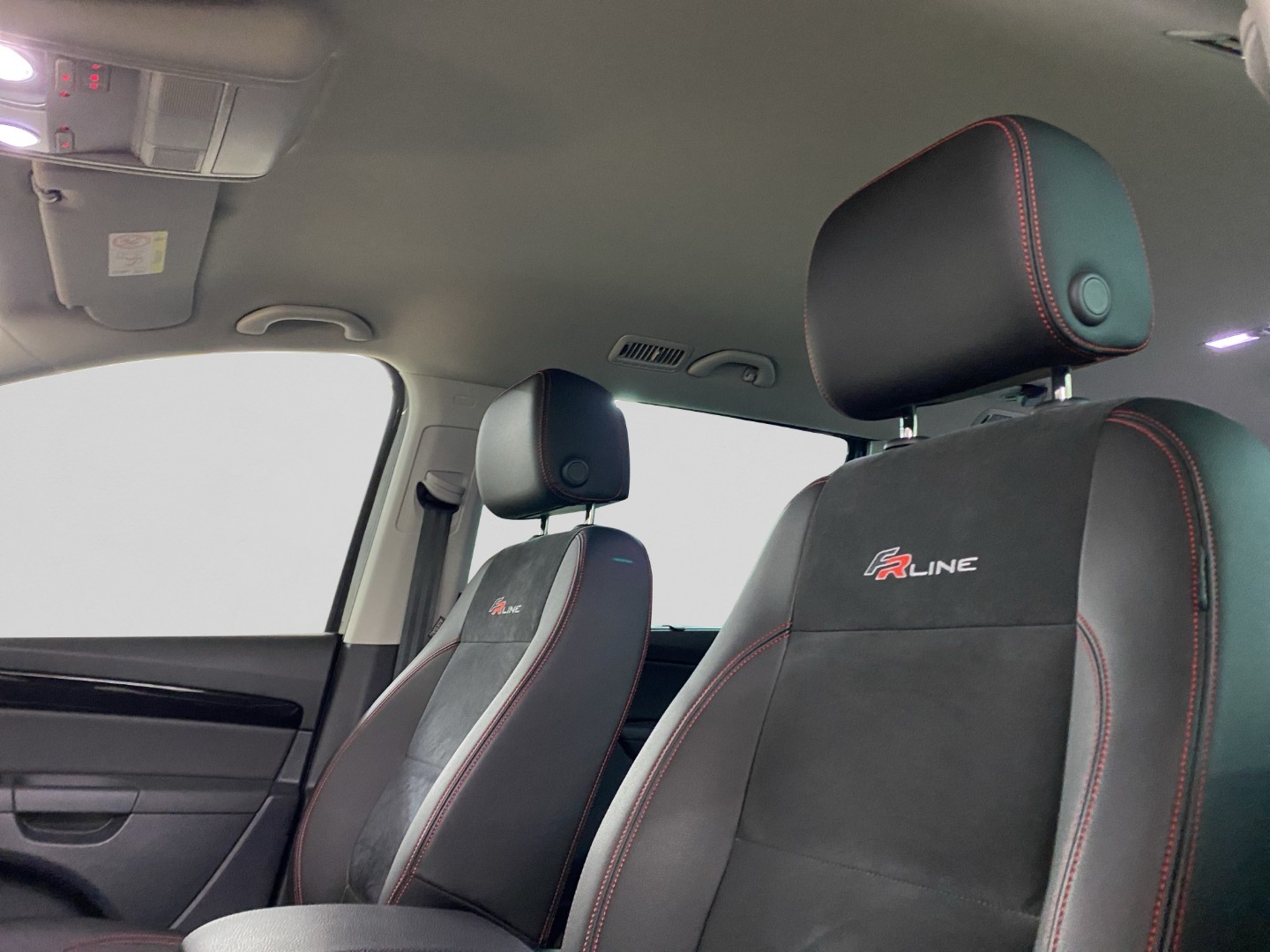 SEAT Alhambra 1.4 TSI DSG Hola FR-image-18