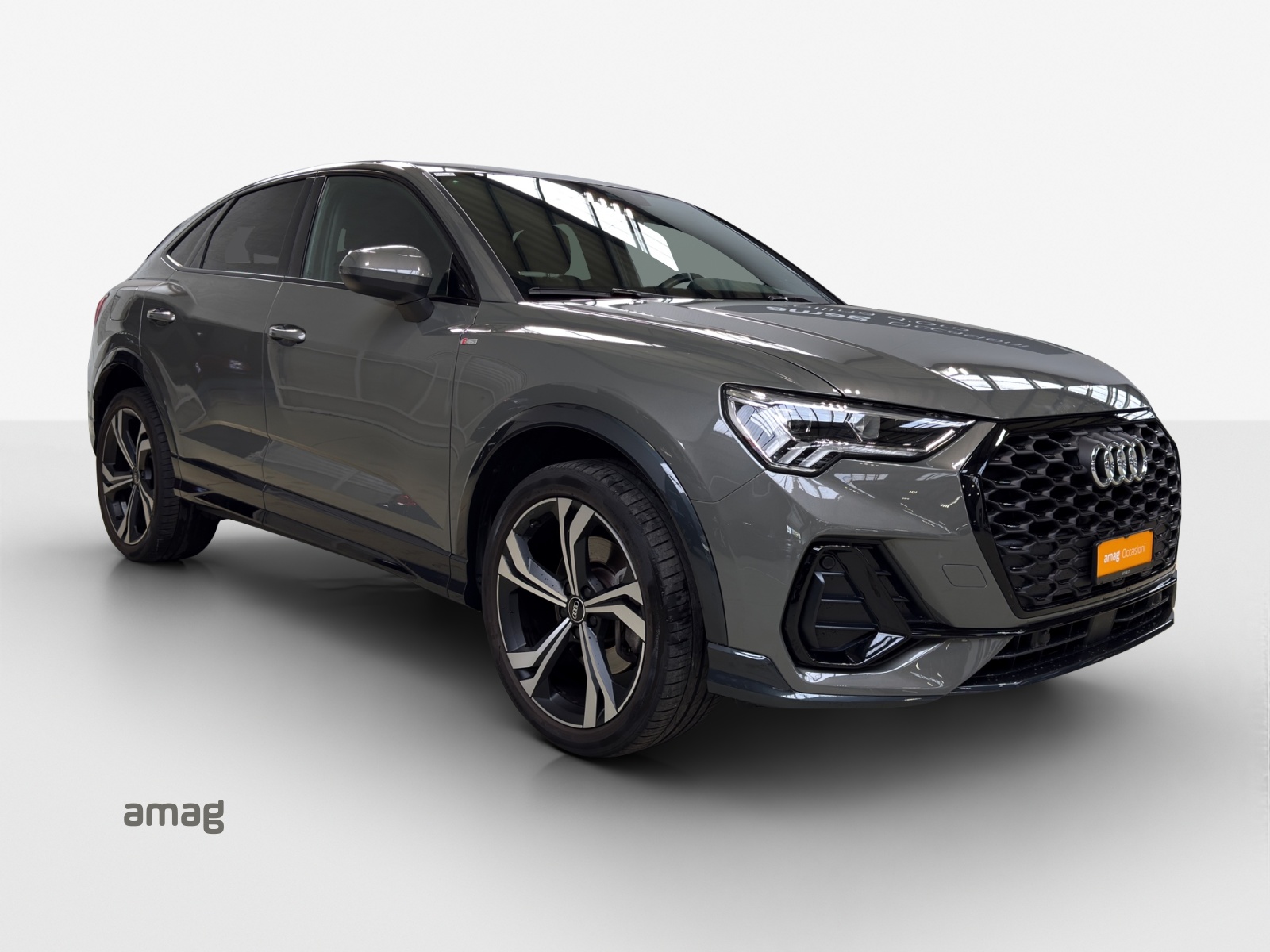 AUDI Q3 Sportback 45 TFSI e S line S-tronic-image-6
