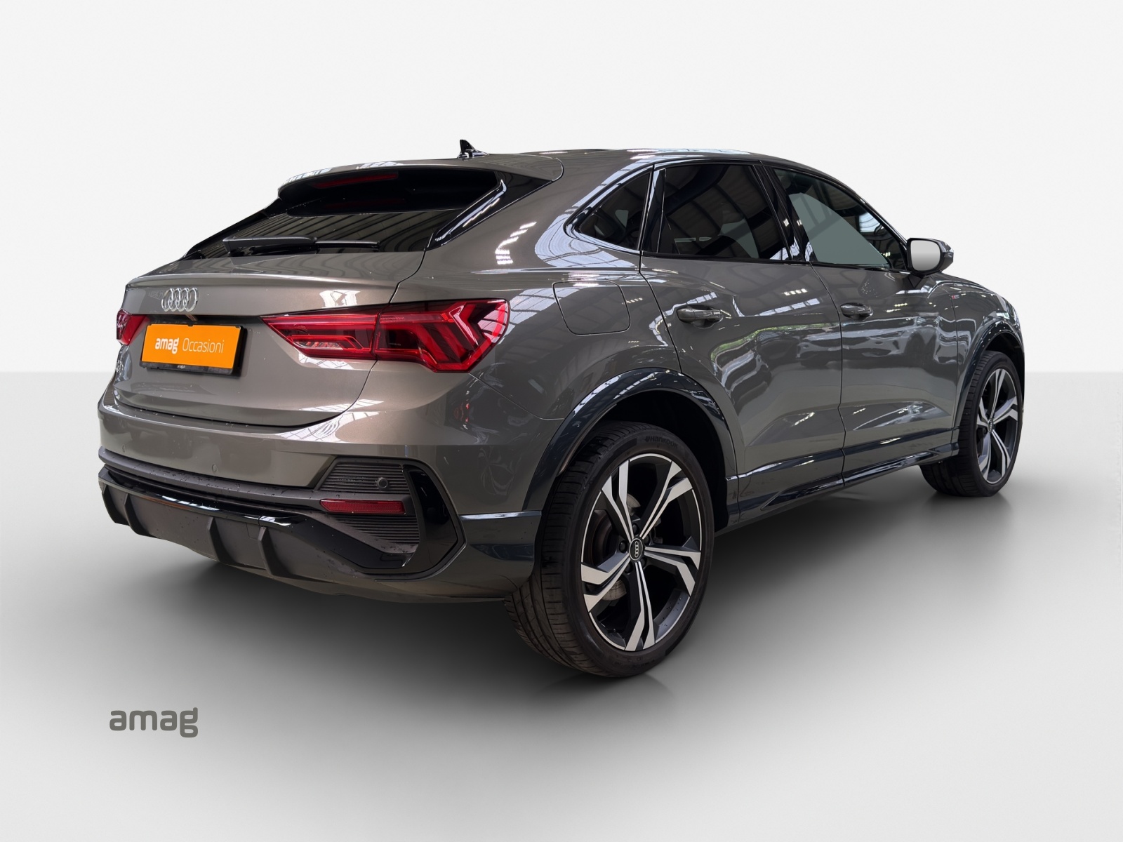 AUDI Q3 Sportback 45 TFSI e S line S-tronic-image-5