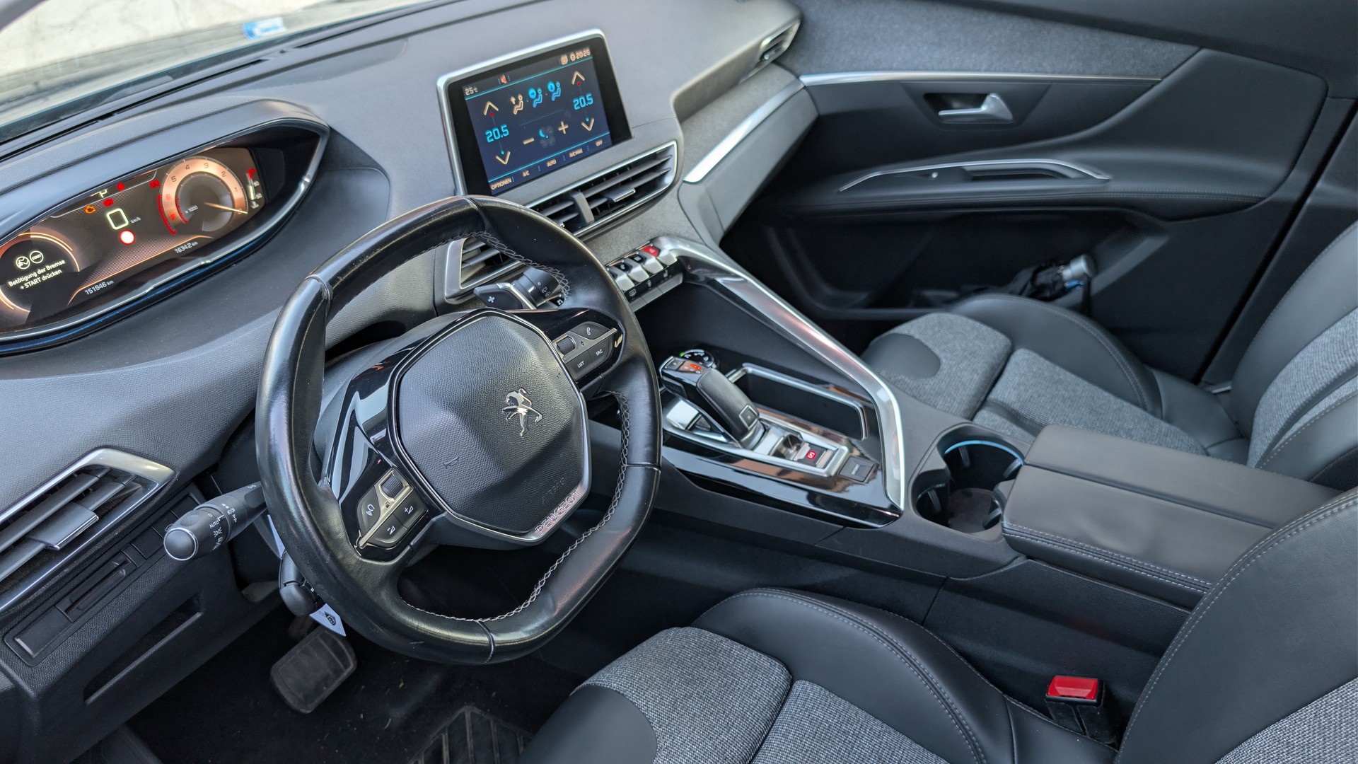 PEUGEOT 1.6 THP Allure-image-6