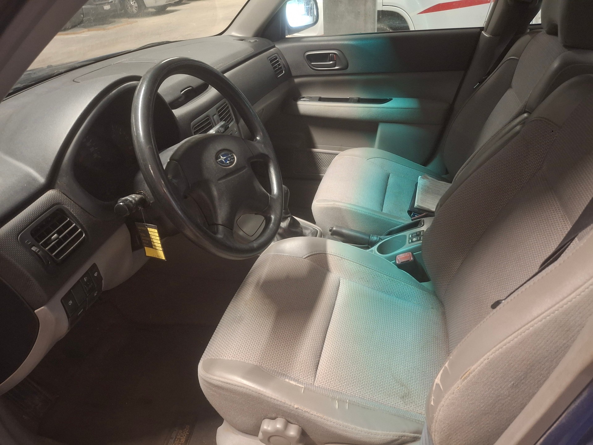 SUBARU Forester 2.0X-image-4