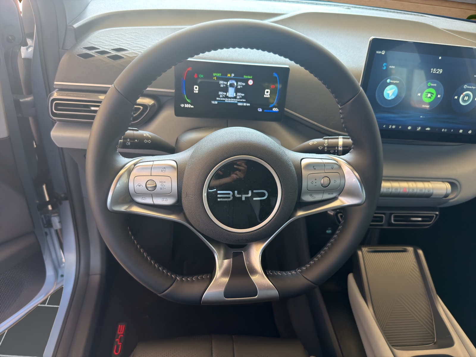 BYD Dolphin Surf Boost 43 kWh-image-12