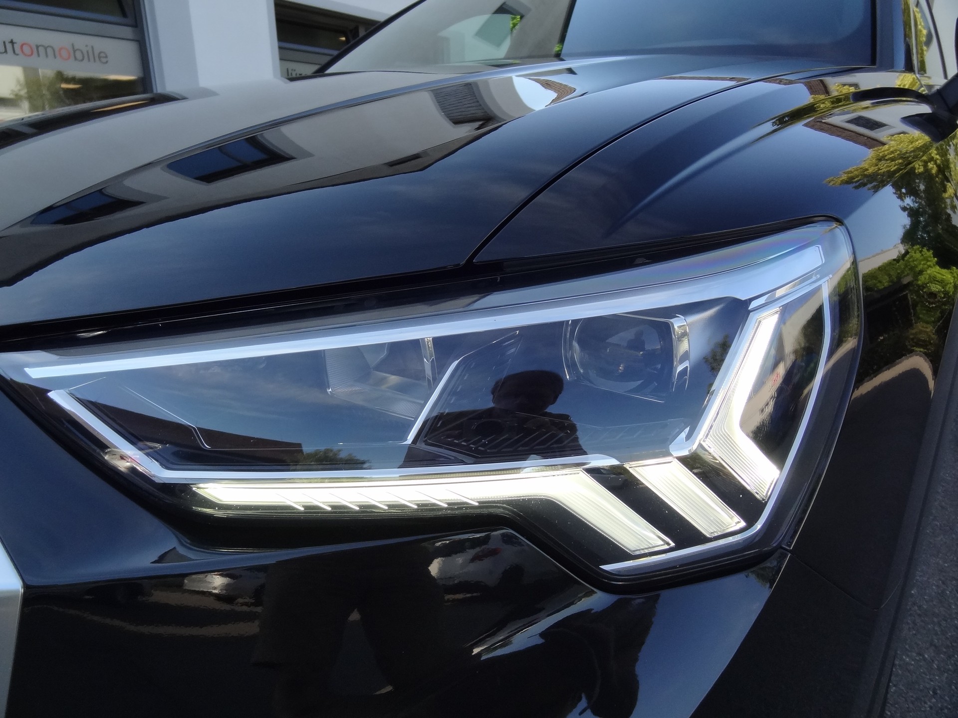 AUDI Q3 45 TFSI S line quattro S-tronic-image-7