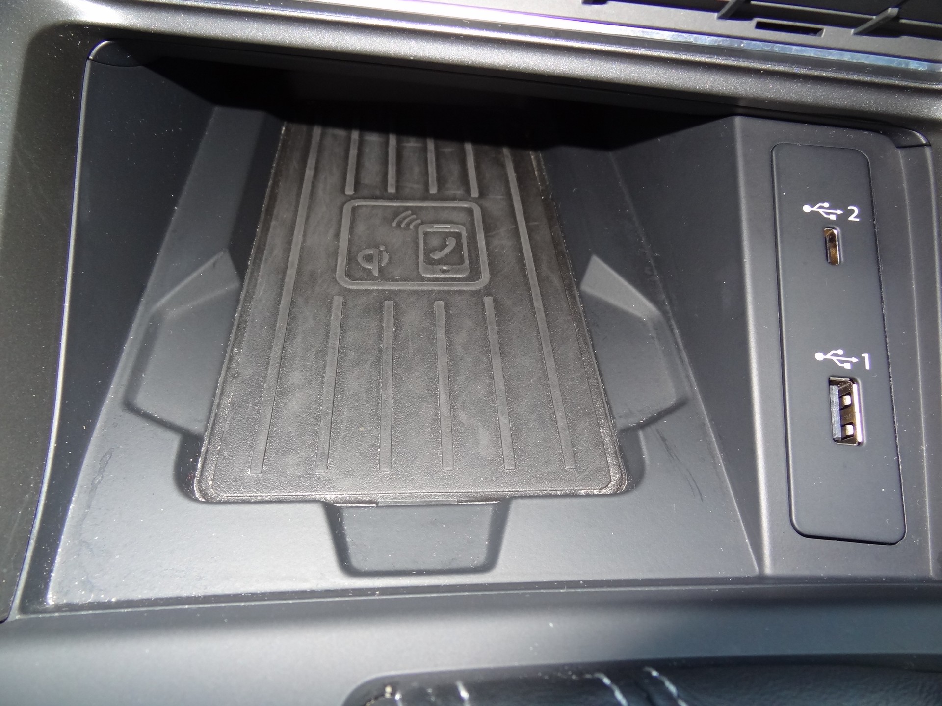AUDI Q3 45 TFSI S line quattro S-tronic-image-22