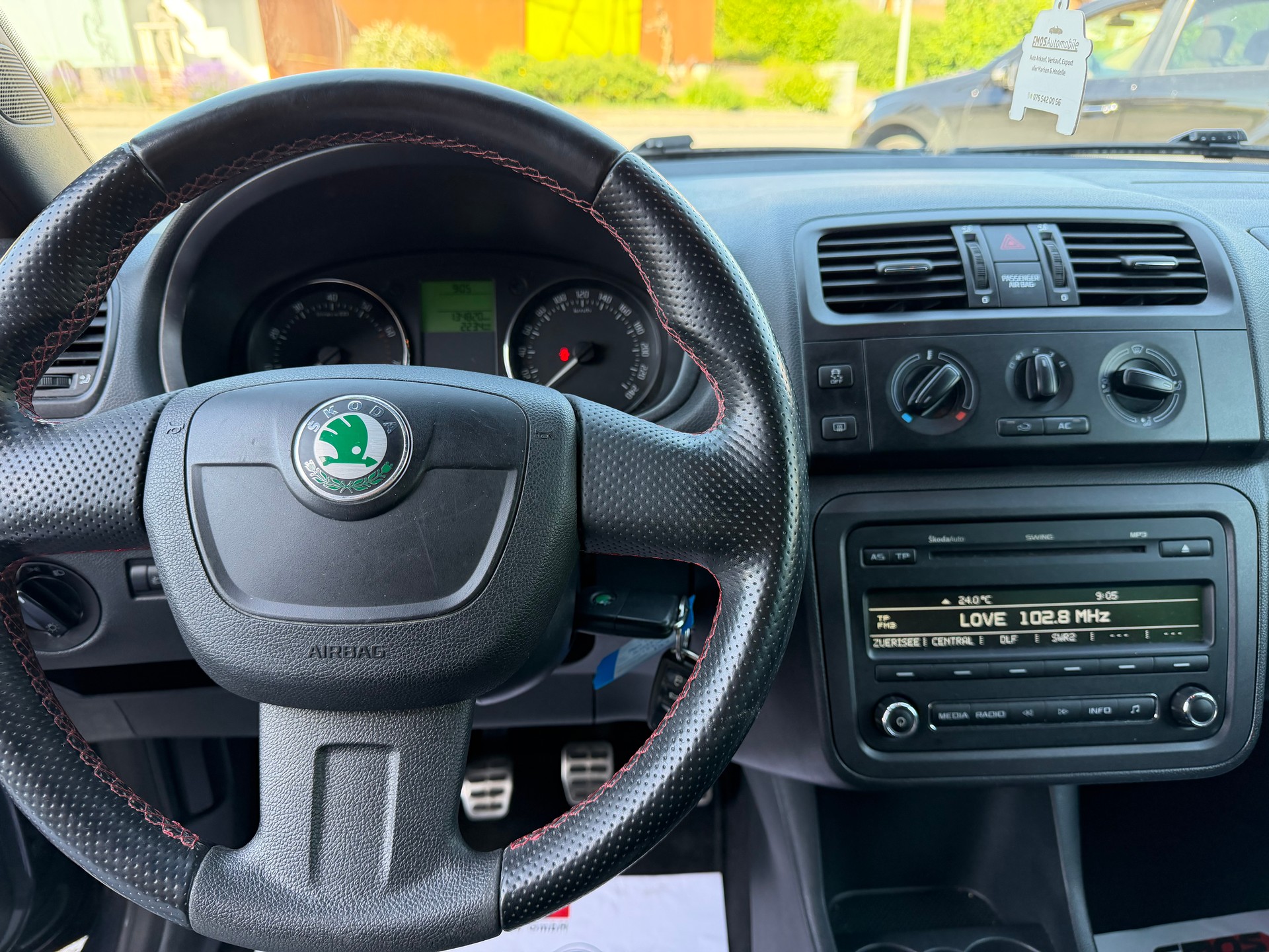 SKODA Fabia 1.2 TSI Monte Carlo-image-13