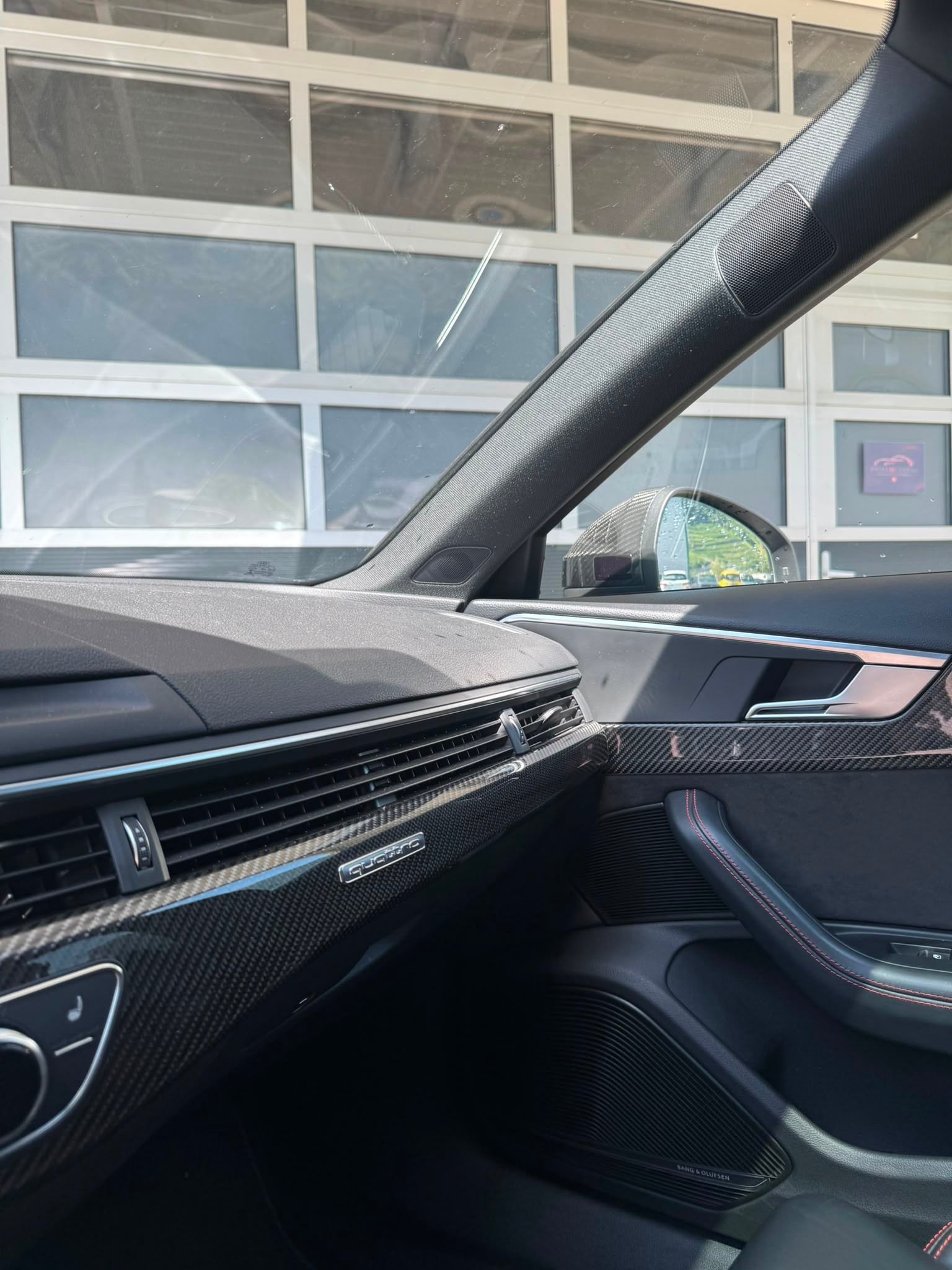 AUDI RS4 Avant 2.9 TFSI quattro tiptronic-image-17