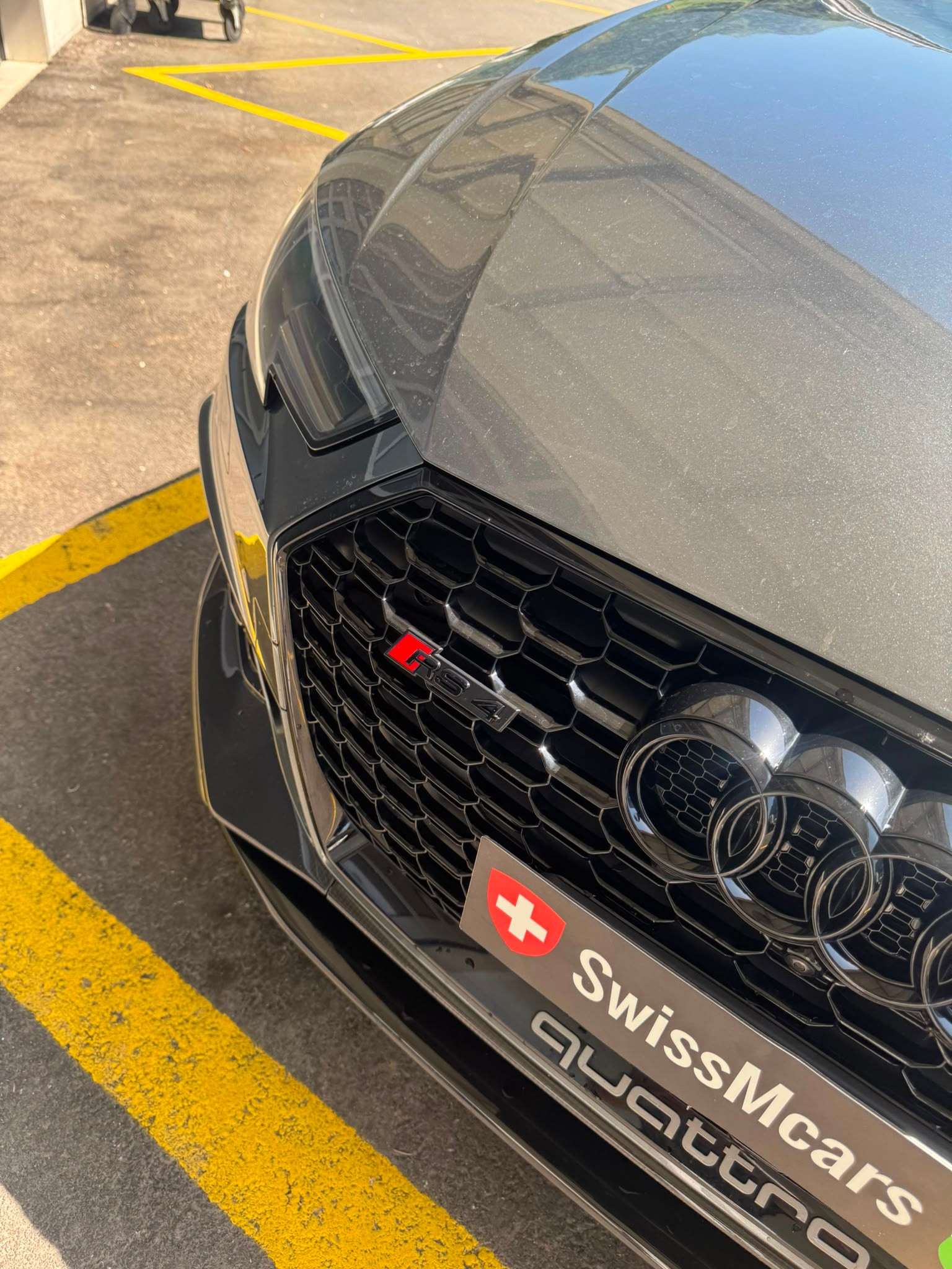AUDI RS4 Avant 2.9 TFSI quattro tiptronic-image-2