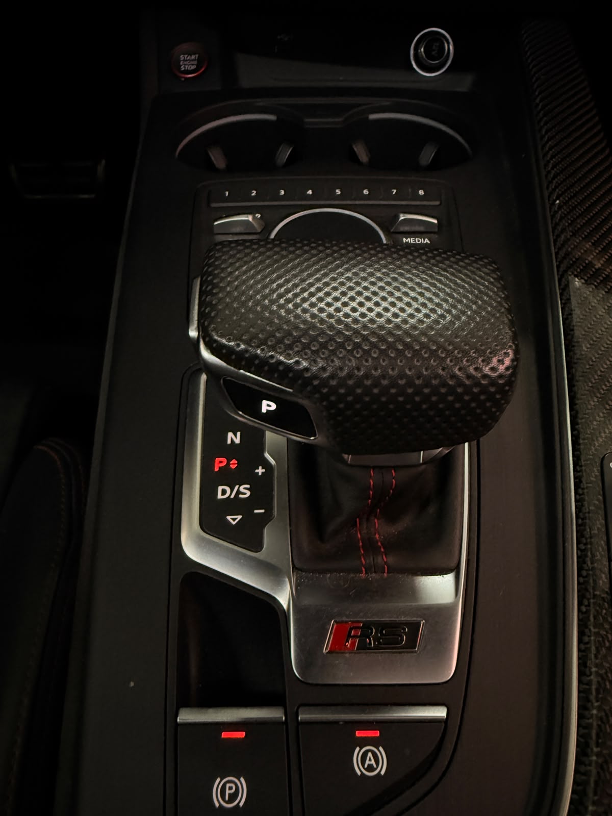 AUDI RS4 Avant 2.9 TFSI quattro tiptronic-image-24