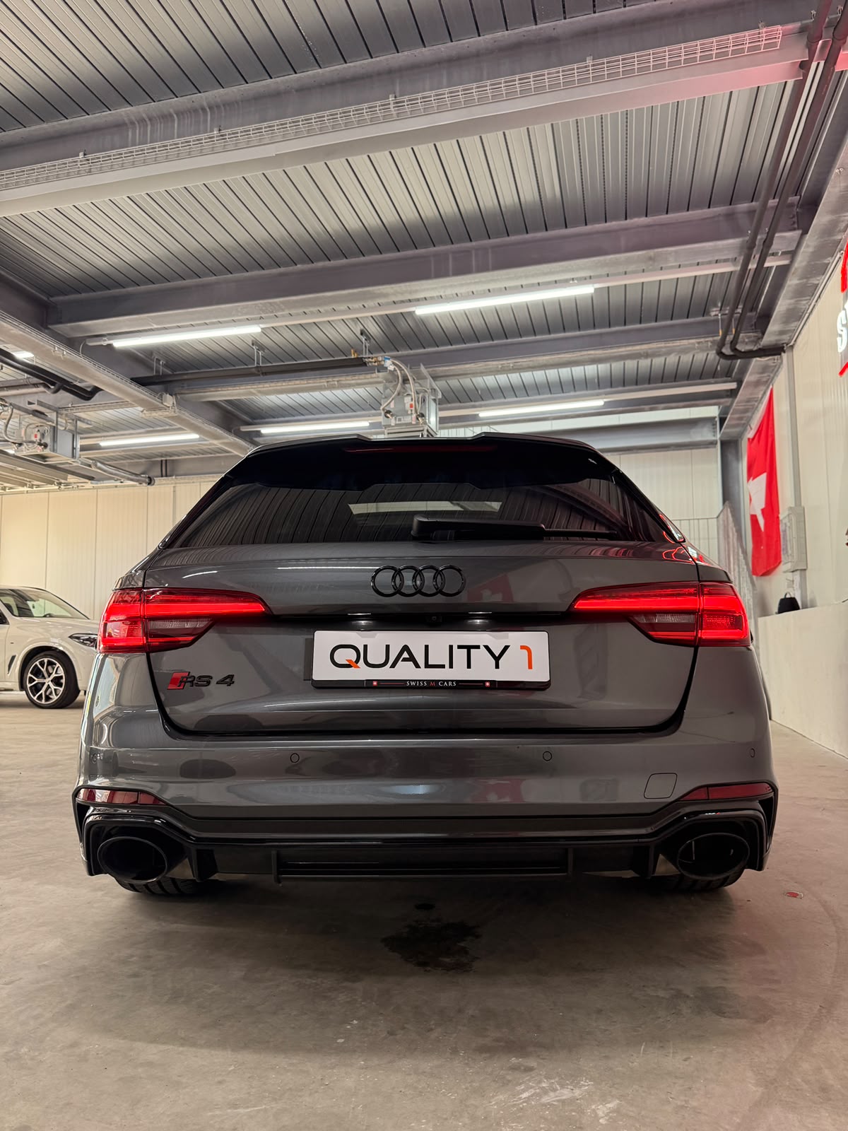 AUDI RS4 Avant 2.9 TFSI quattro tiptronic-image-4