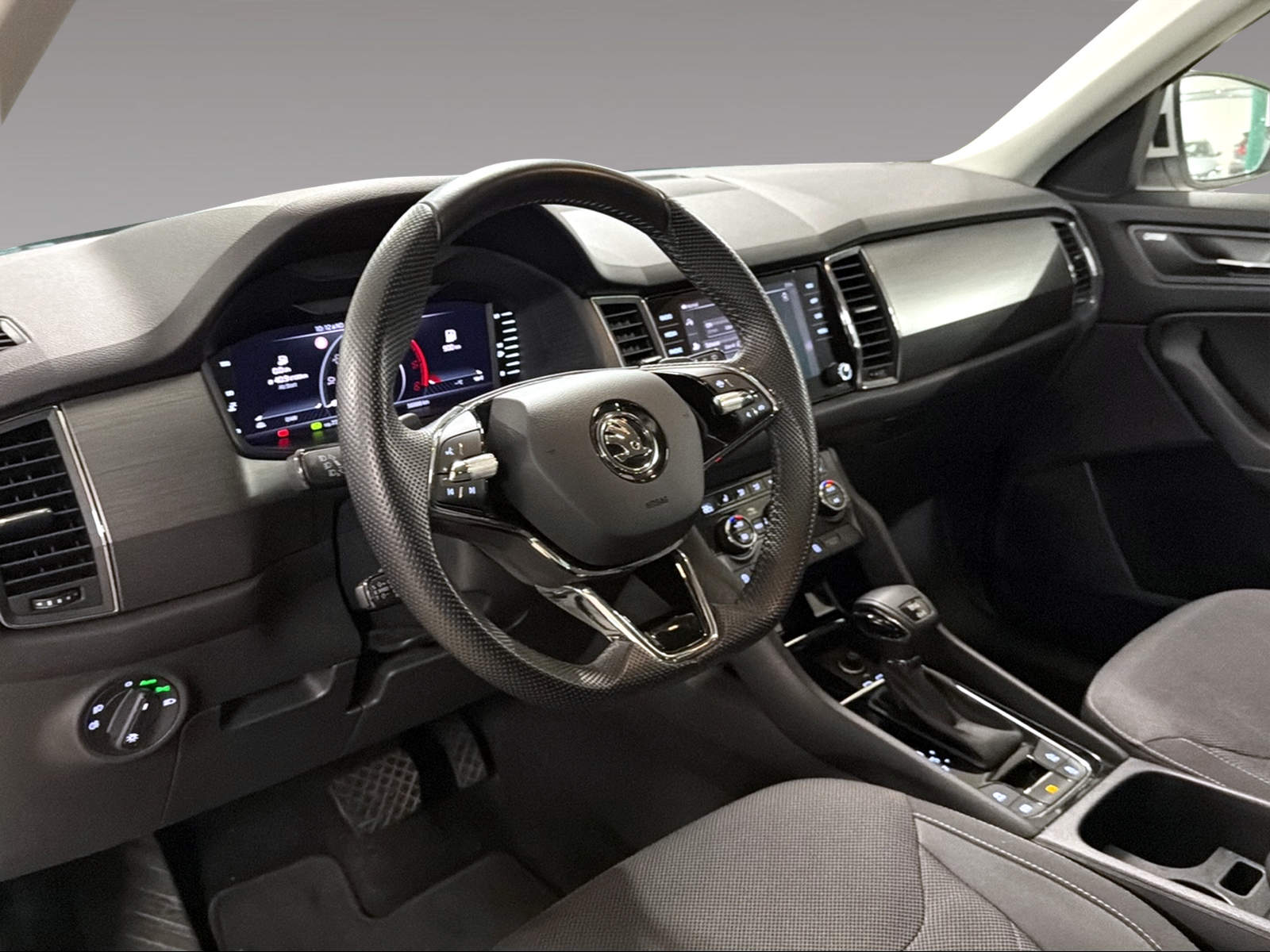 SKODA Kodiaq 2.0 TDI Ambition DSG-image-7