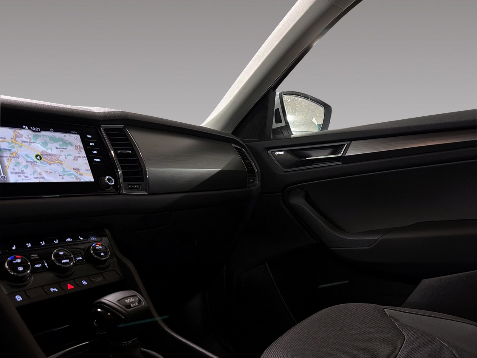 SKODA Kodiaq 2.0 TDI Ambition DSG-image-9