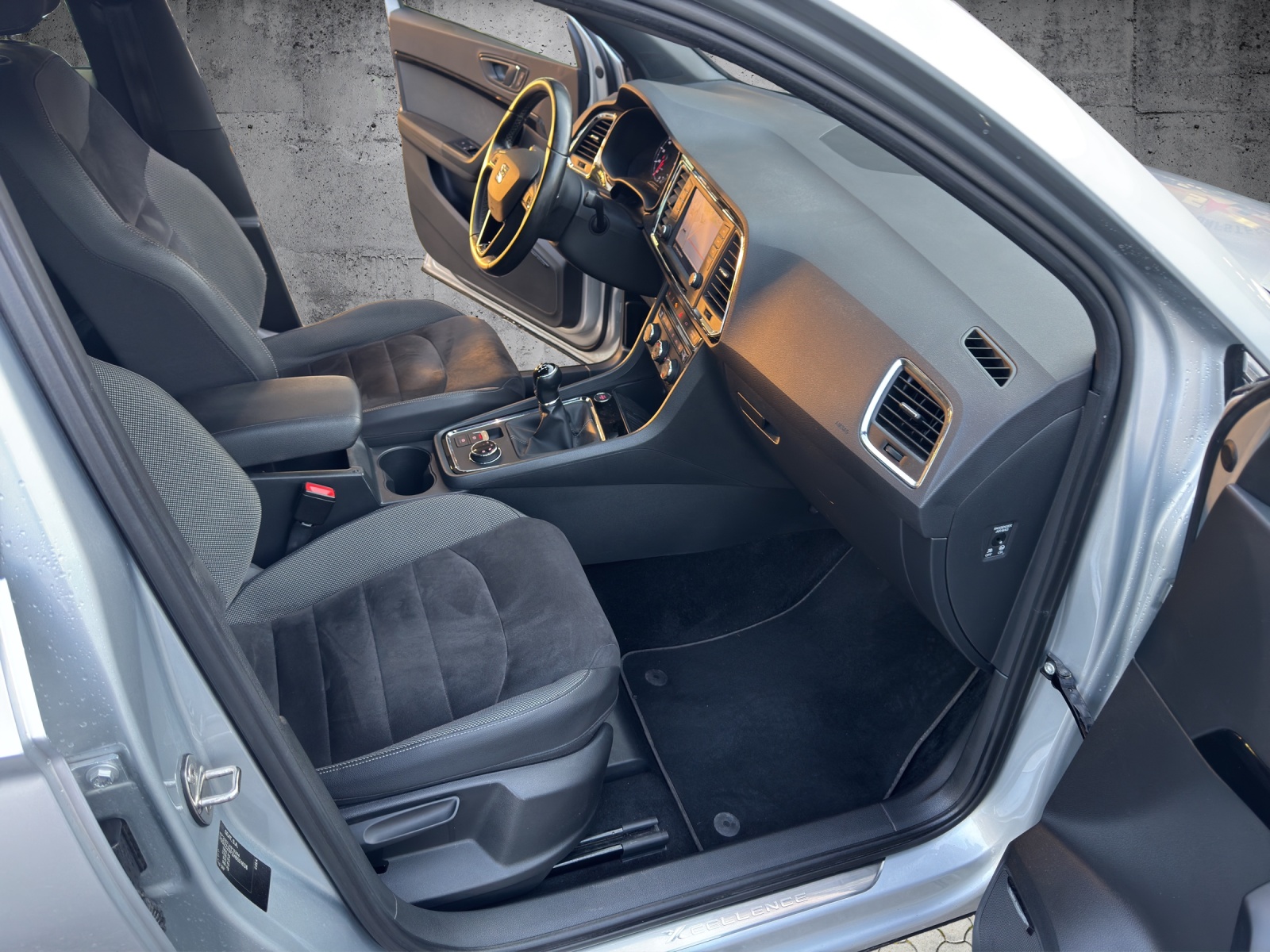 SEAT Ateca 1.4 TSI Xcellence-image-13
