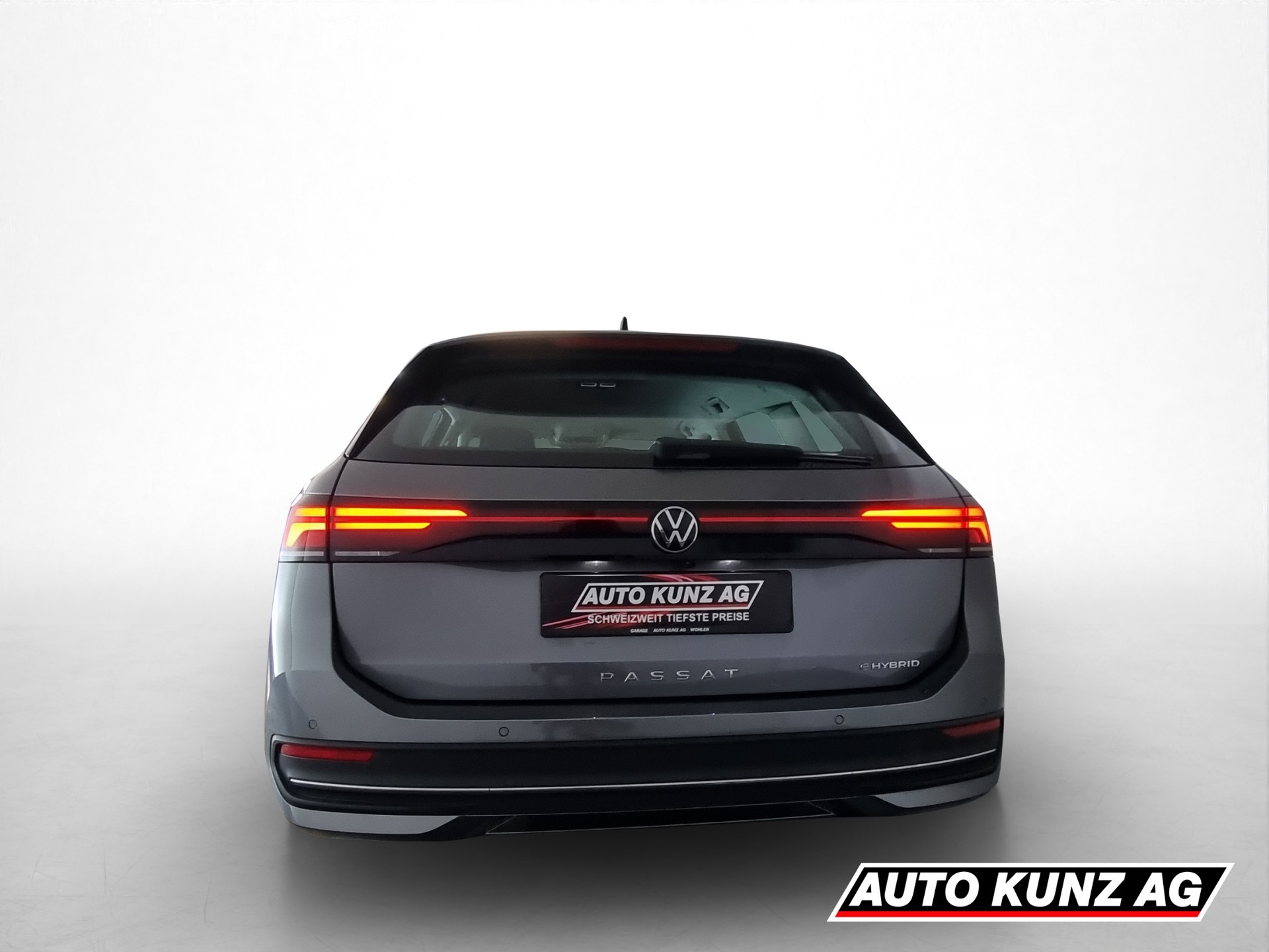 VW Passat Variant 1.5 TSI evo2 Plug-In- Hybrid Busine-image-4