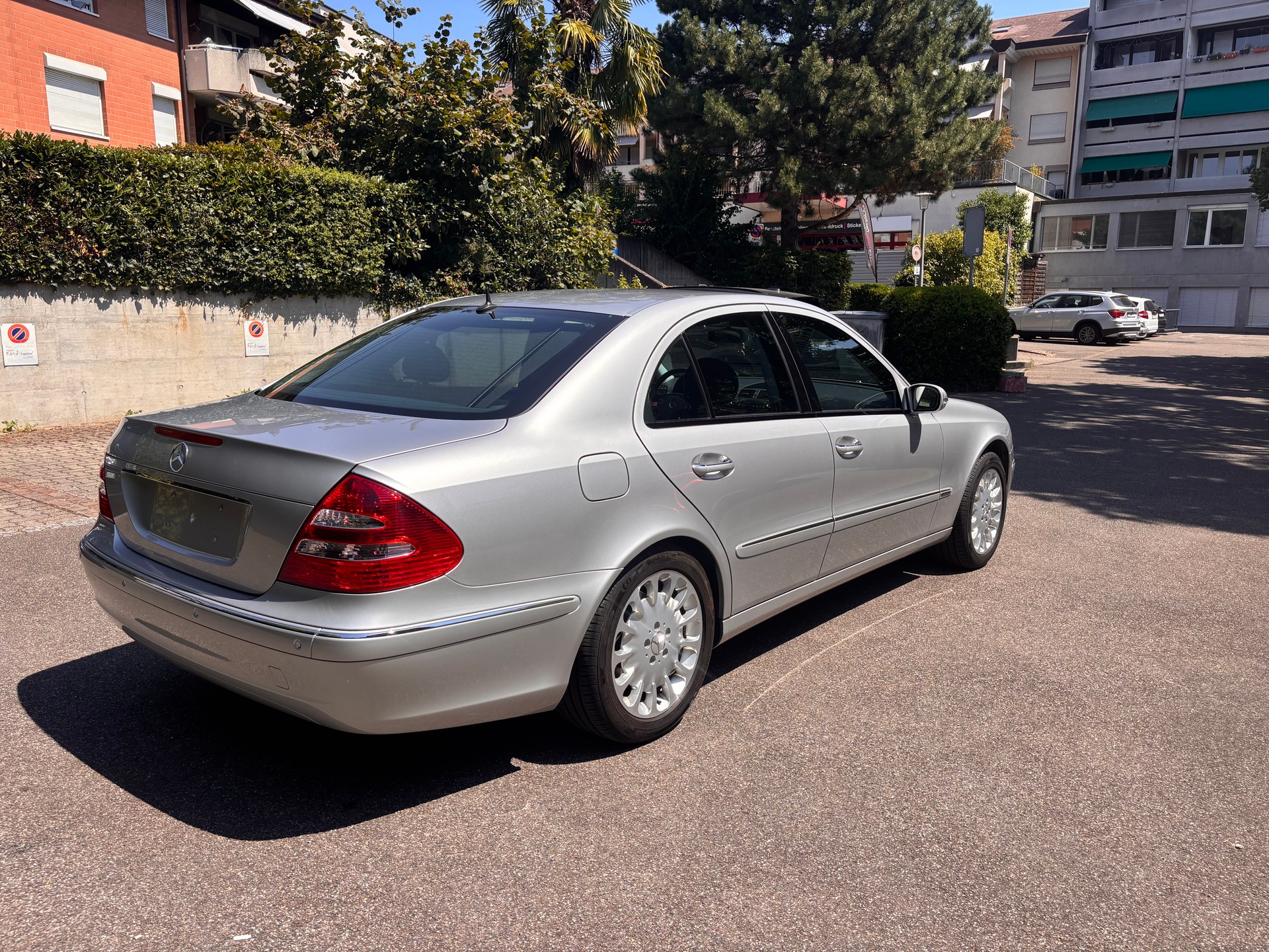 MERCEDES-BENZ W211 E320 V6-image-3