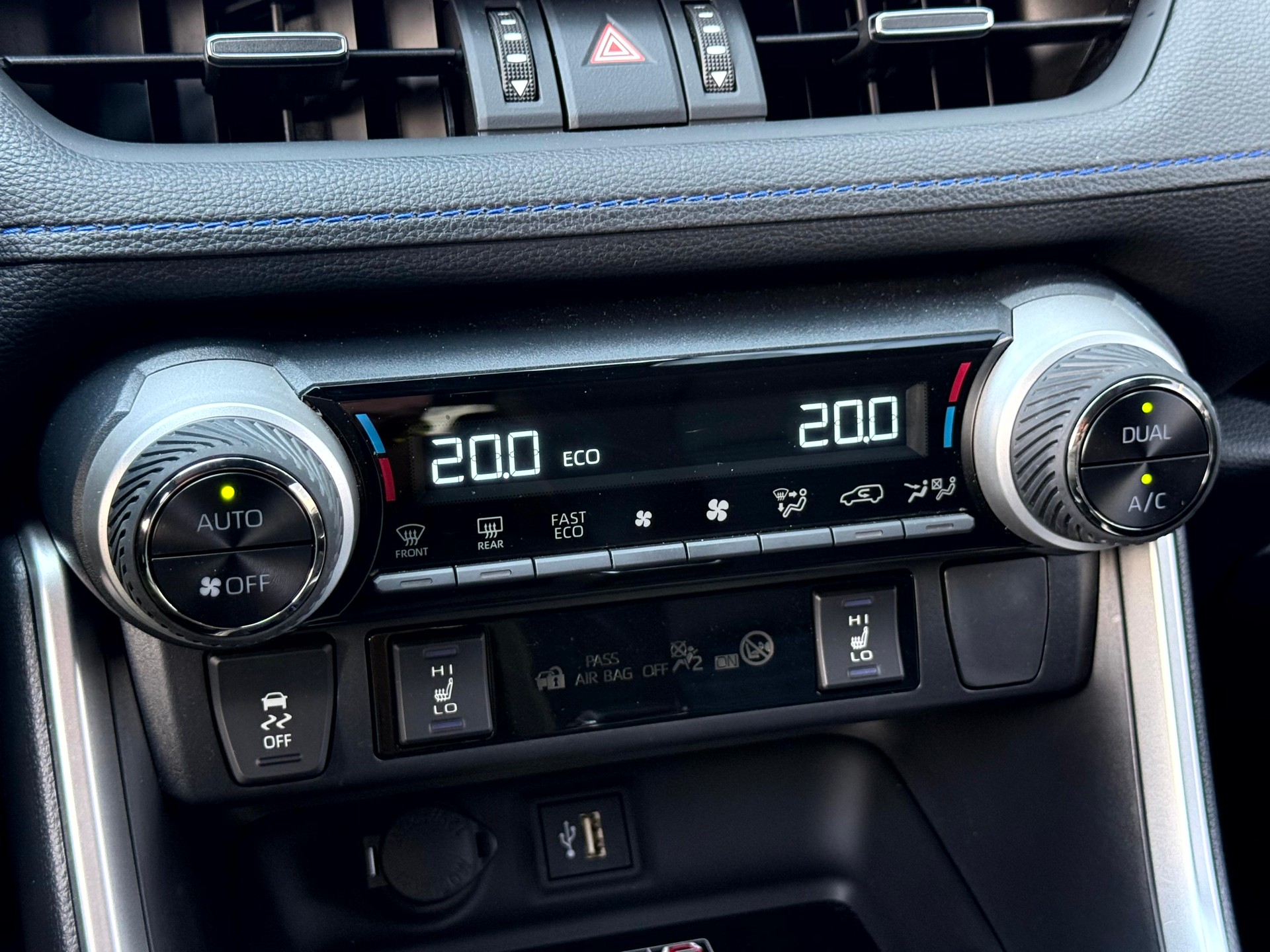TOYOTA RAV-4 2.5 HSD Style e-CVT 2WD-image-26
