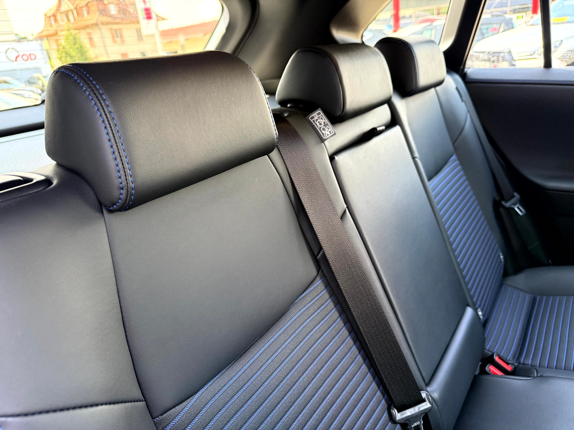 TOYOTA RAV-4 2.5 HSD Style e-CVT 2WD-image-12