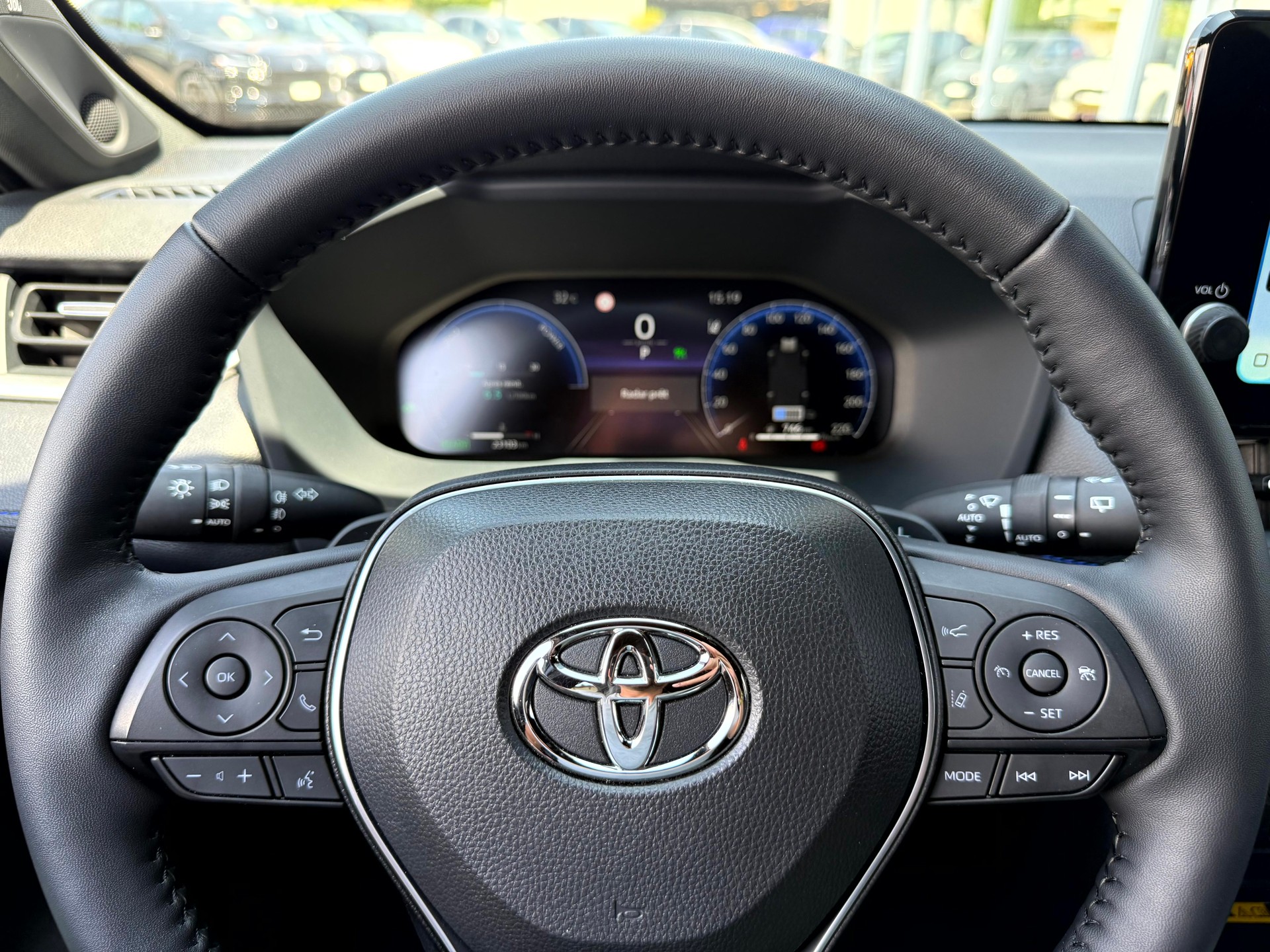 TOYOTA RAV-4 2.5 HSD Style e-CVT 2WD-image-20
