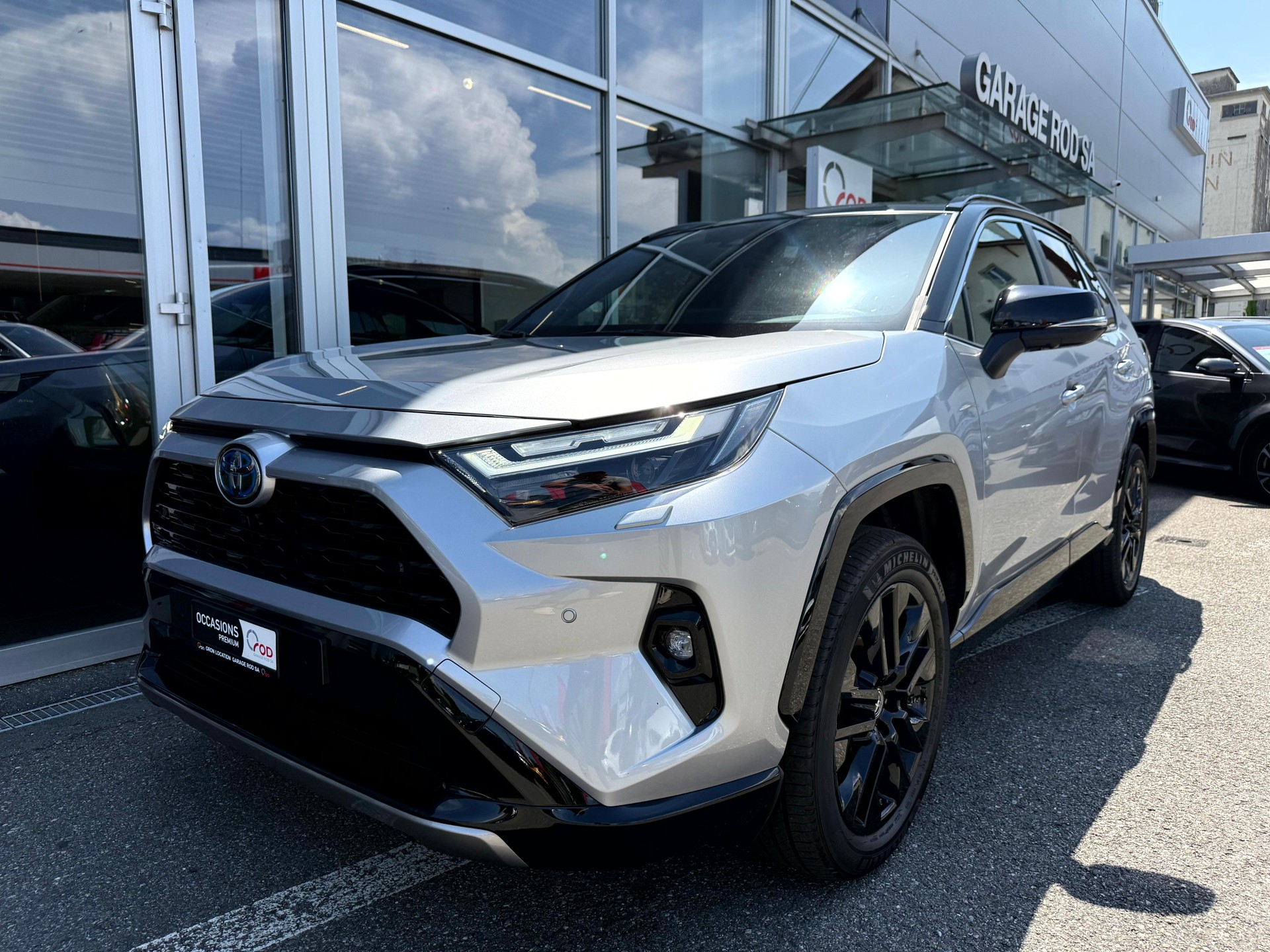 TOYOTA RAV-4 2.5 HSD Style e-CVT 2WD-image-31