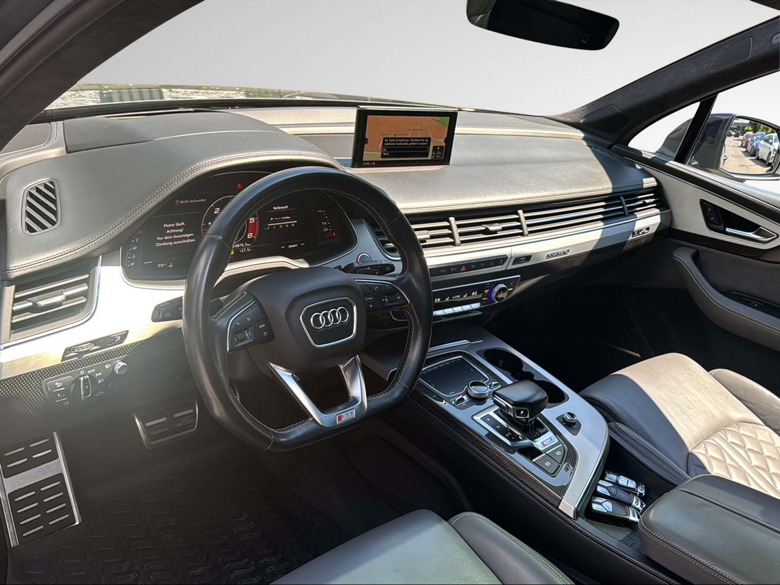AUDI SQ7 4.0 TDI quattro tiptronic-image-14