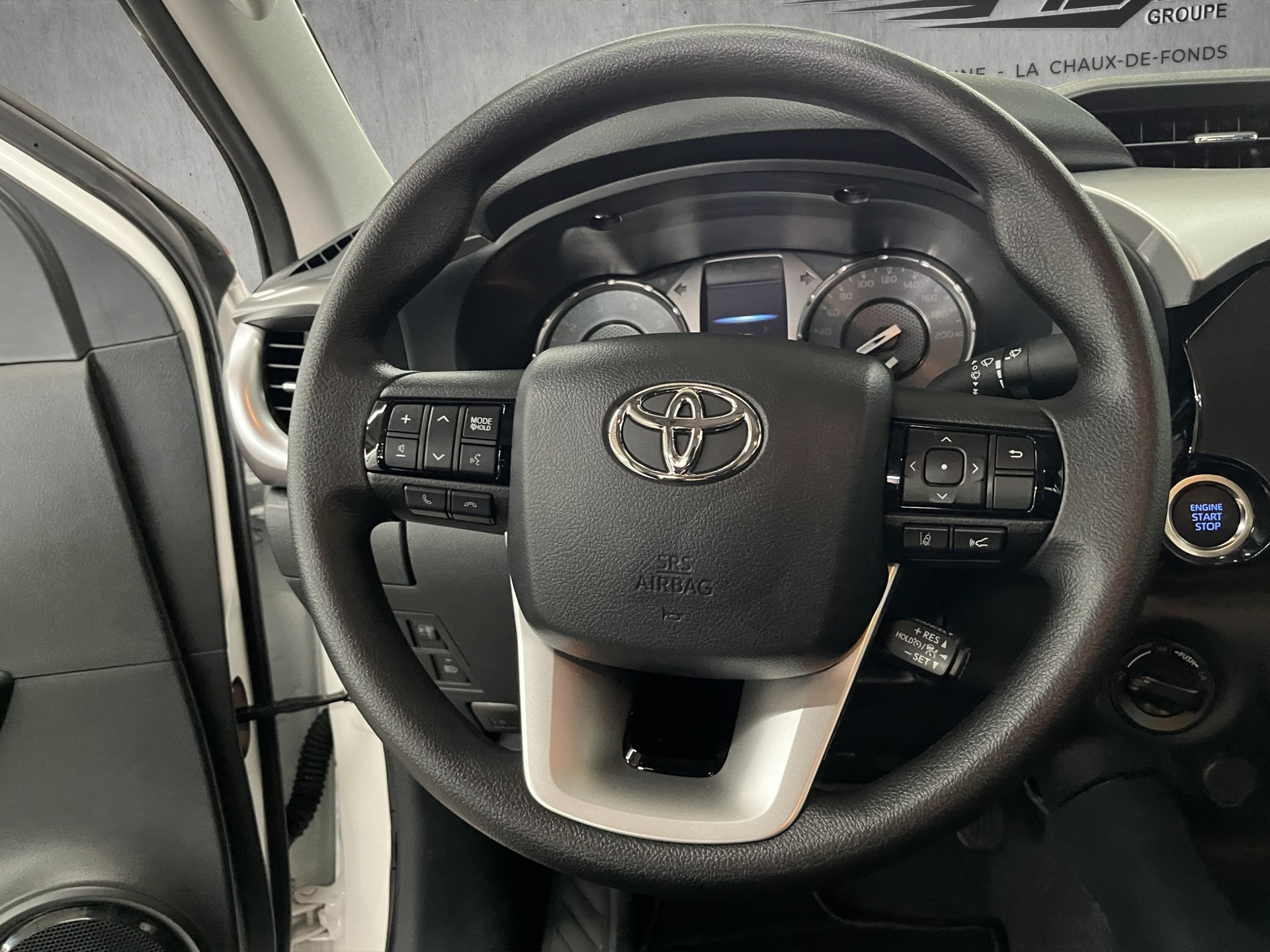 TOYOTA Hilux DC-pick-up 2.8D-4D Comfort-image-7