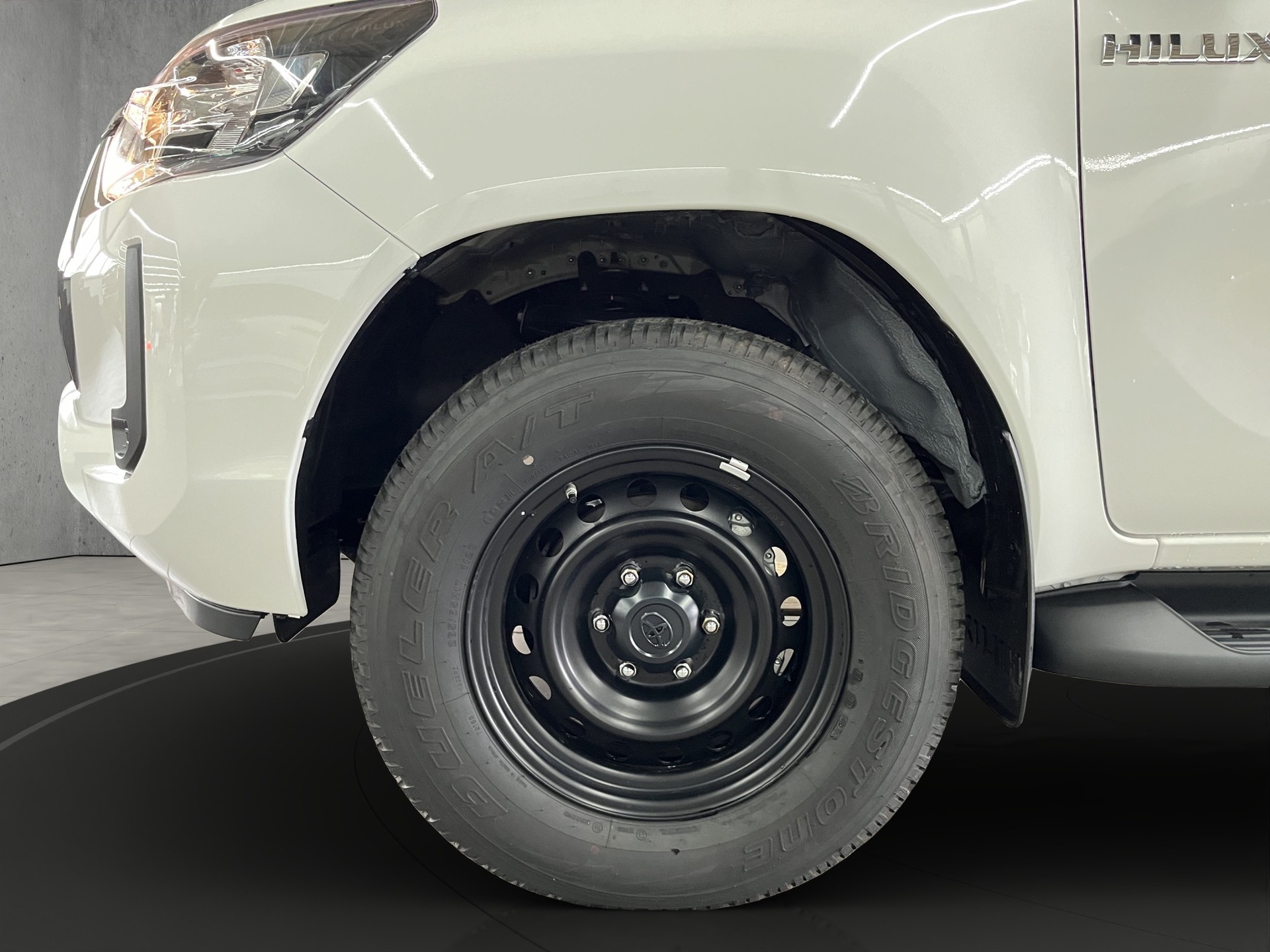 TOYOTA Hilux DC-pick-up 2.8D-4D Comfort-image-13