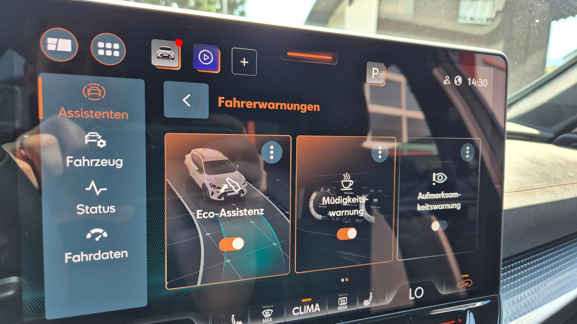 CUPRA Formentor 1.5 eTSI DSG-image-17