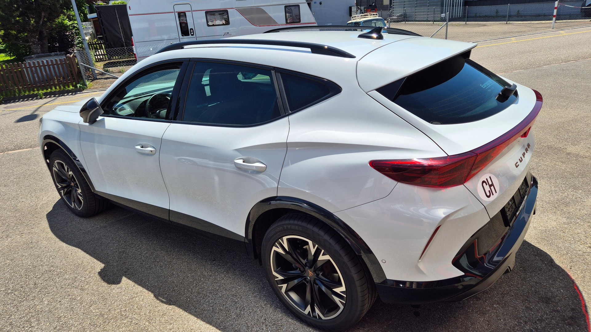 CUPRA Formentor 1.5 eTSI DSG-showroom-element-3