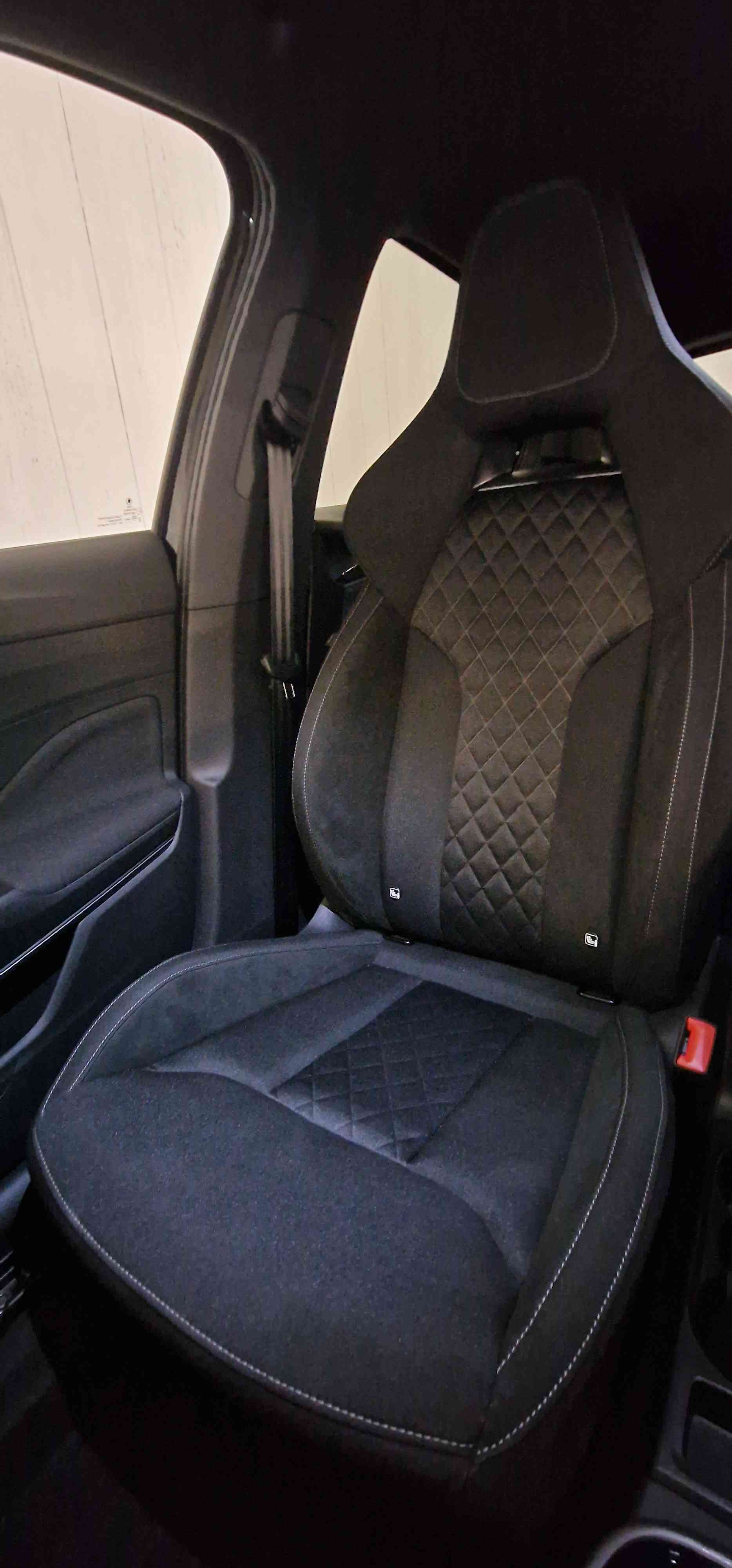 SKODA Fabia 1.0 TSI Dynamic DSG-image-14