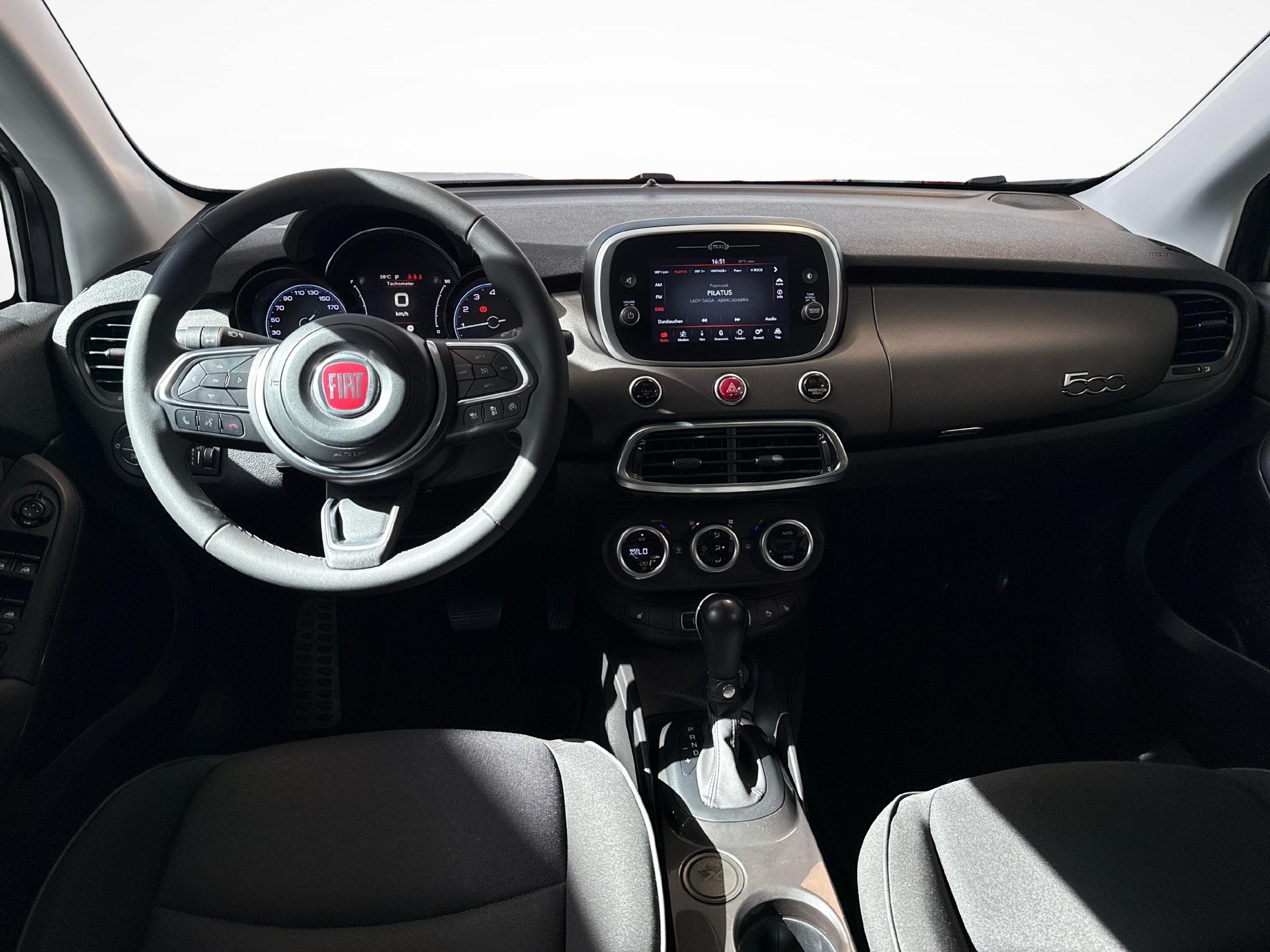FIAT 500 X 1.5 Hybrid Swiss Edition-image-8