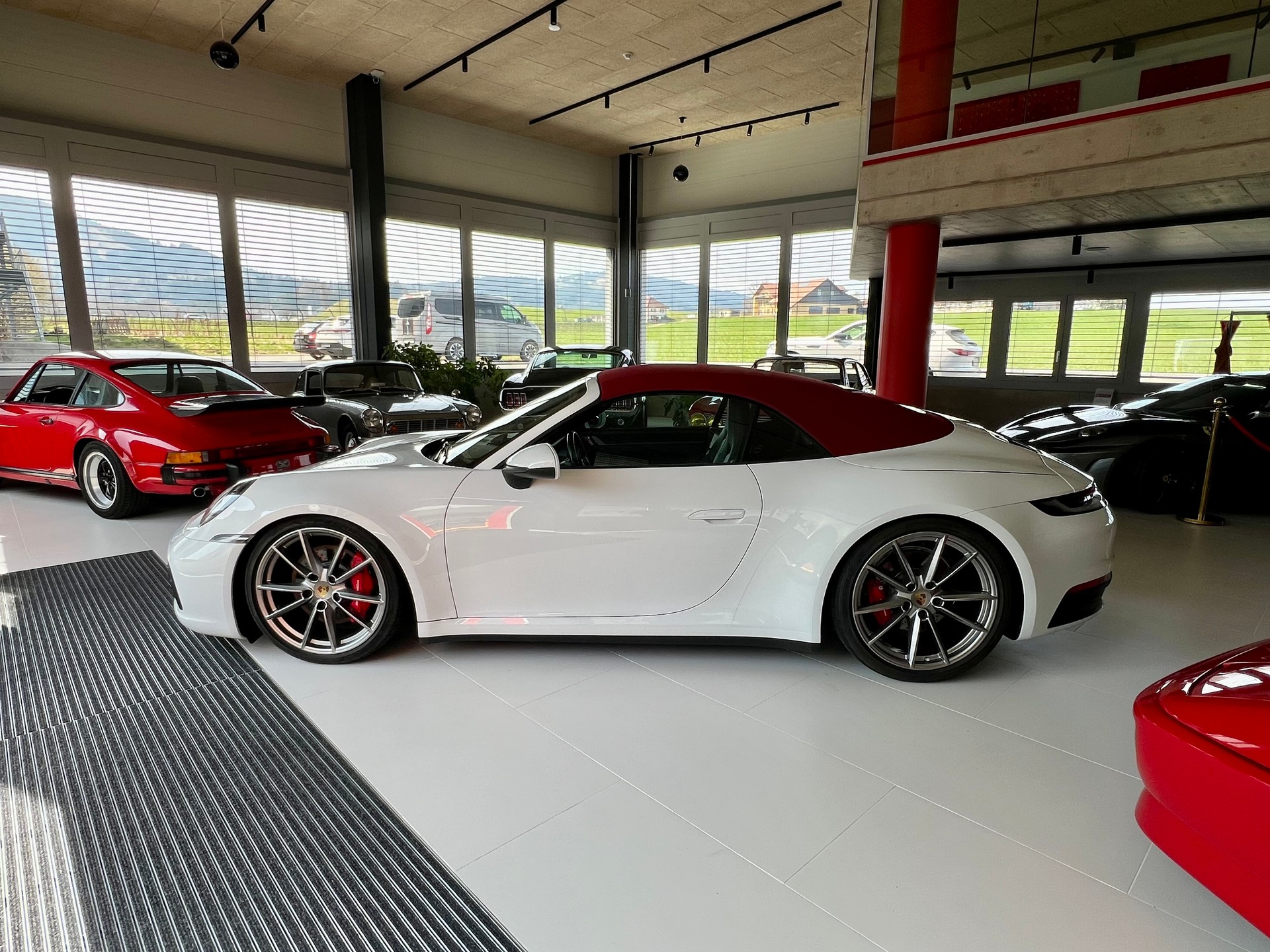 PORSCHE 911 Carrera 4S Cabriolet PDK-image-10