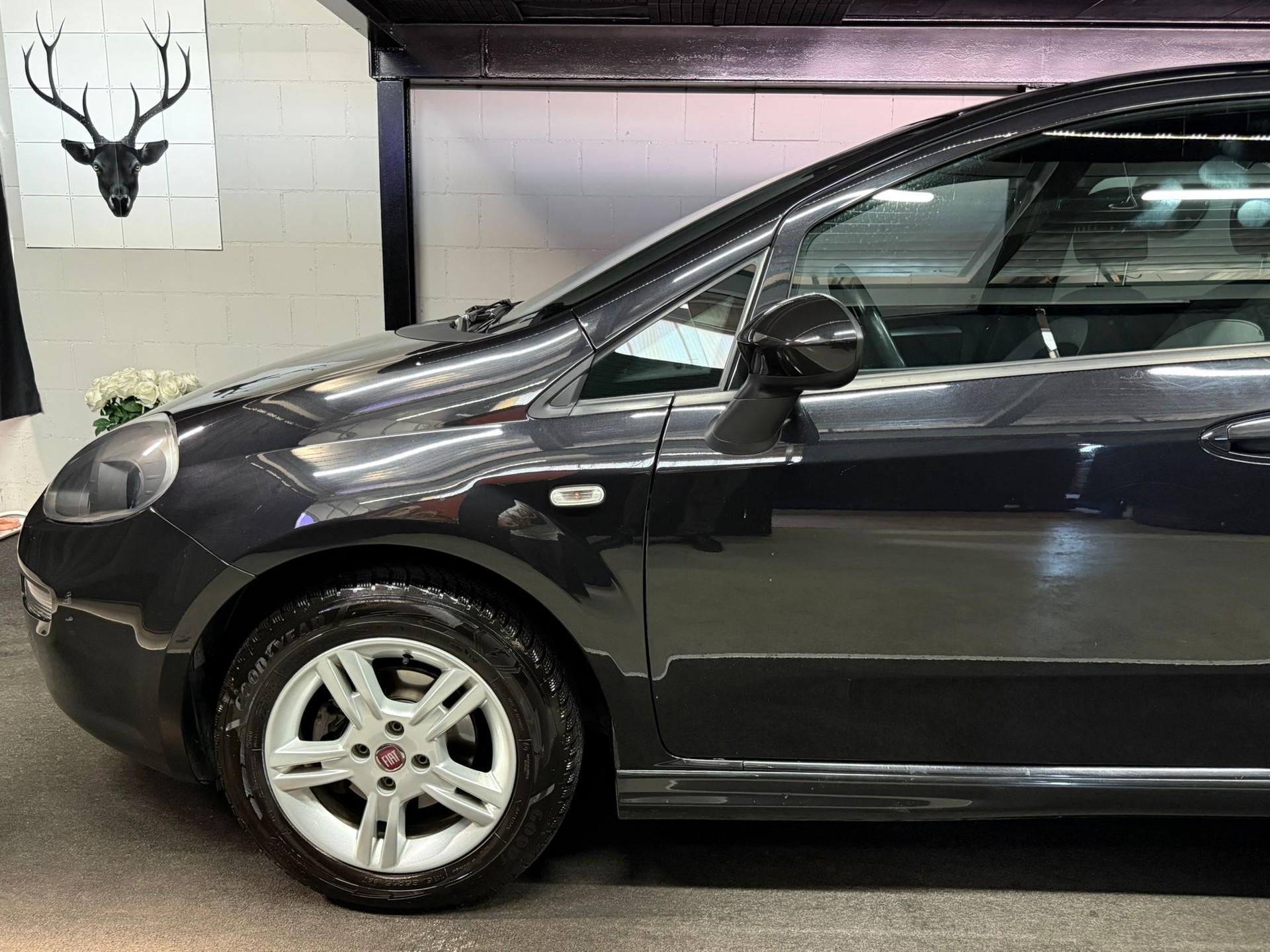 FIAT Punto 1.4 16V Sporting-showroom-element-3