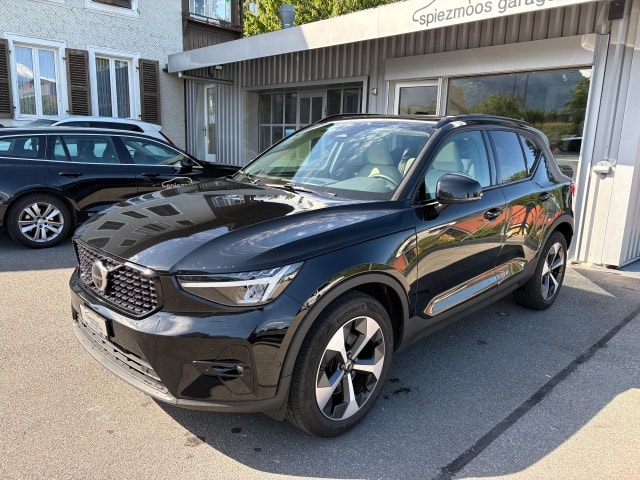 VOLVO XC40 2.0 B5 MH Ultimate Dark AWD-image-0