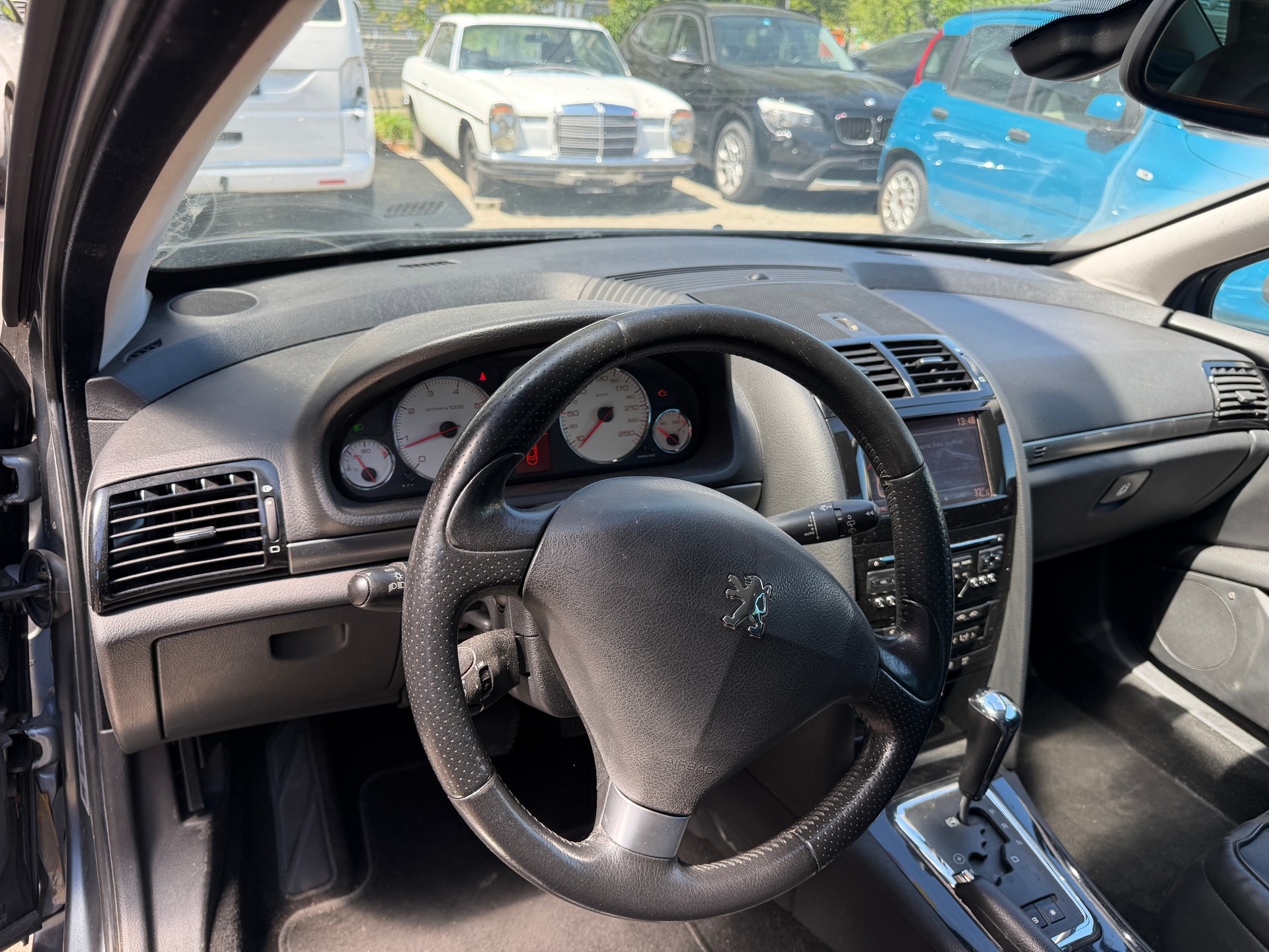 PEUGEOT 407 SW 3.0 Dynamic Automatic-image-8