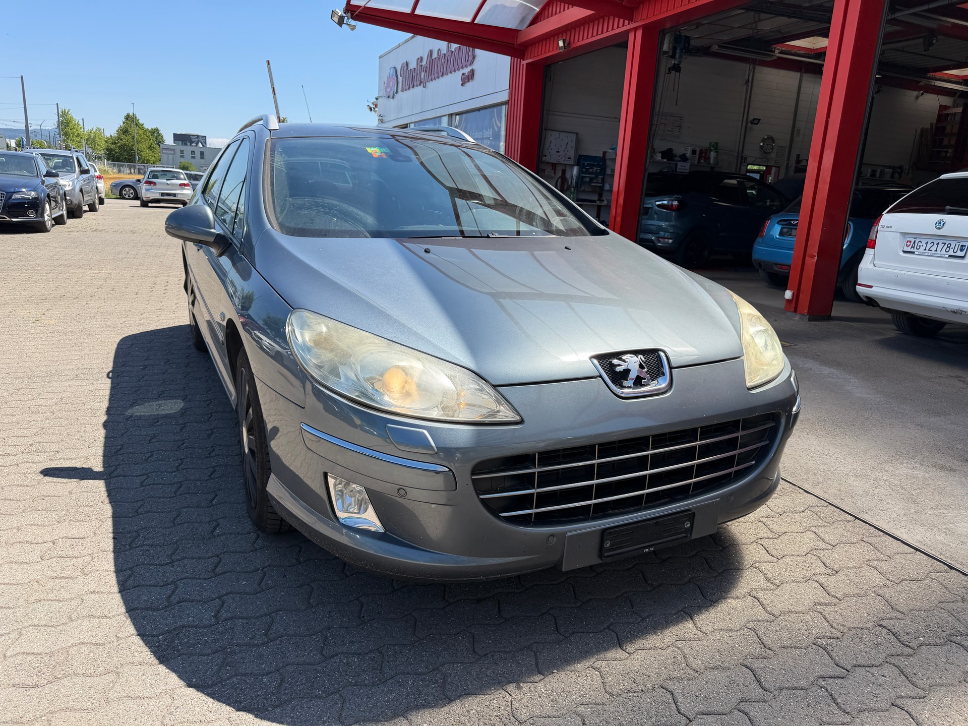 PEUGEOT 407 SW 3.0 Dynamic Automatic-image-1