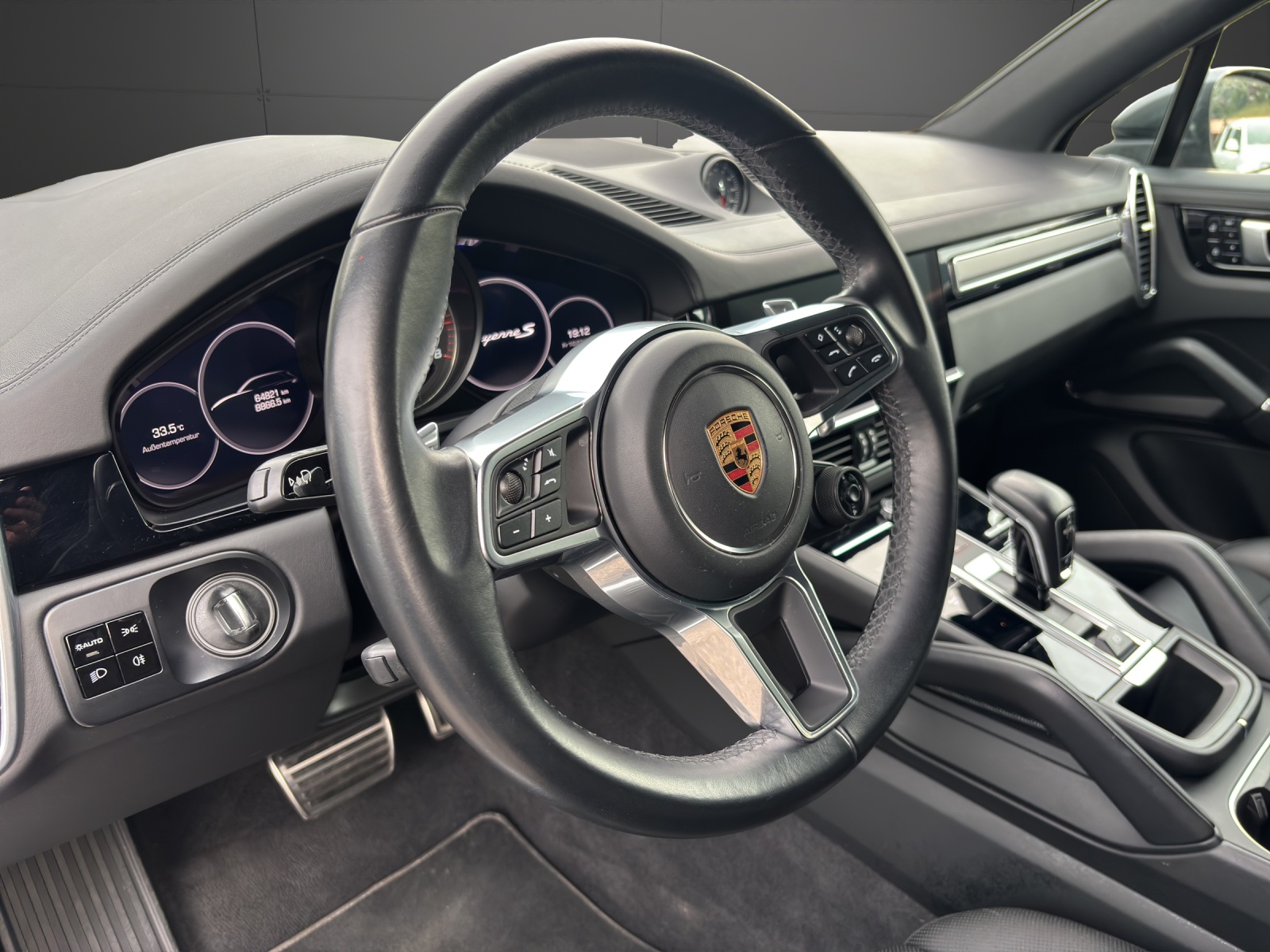 PORSCHE Cayenne S-image-3