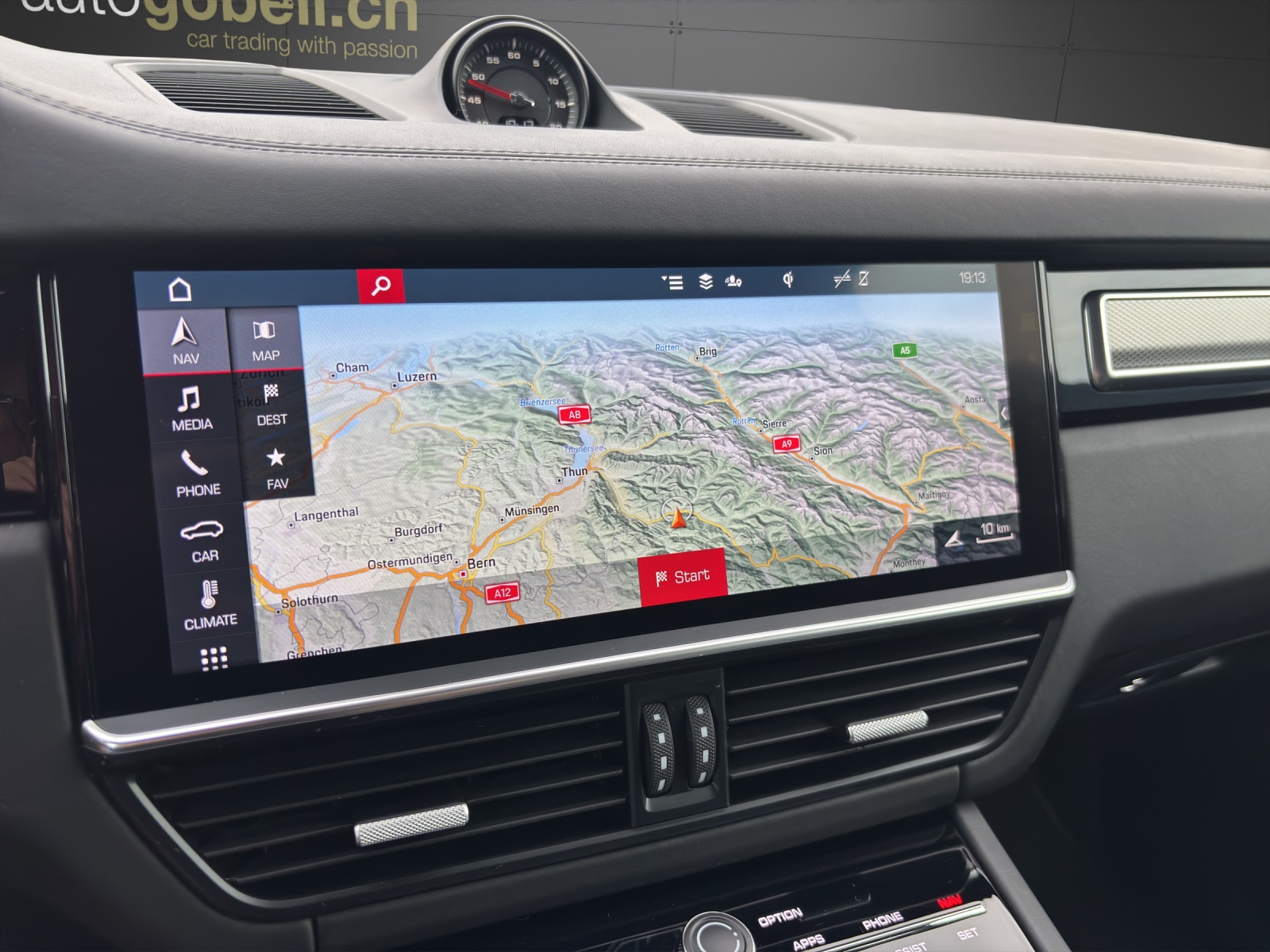 PORSCHE Cayenne S-image-8