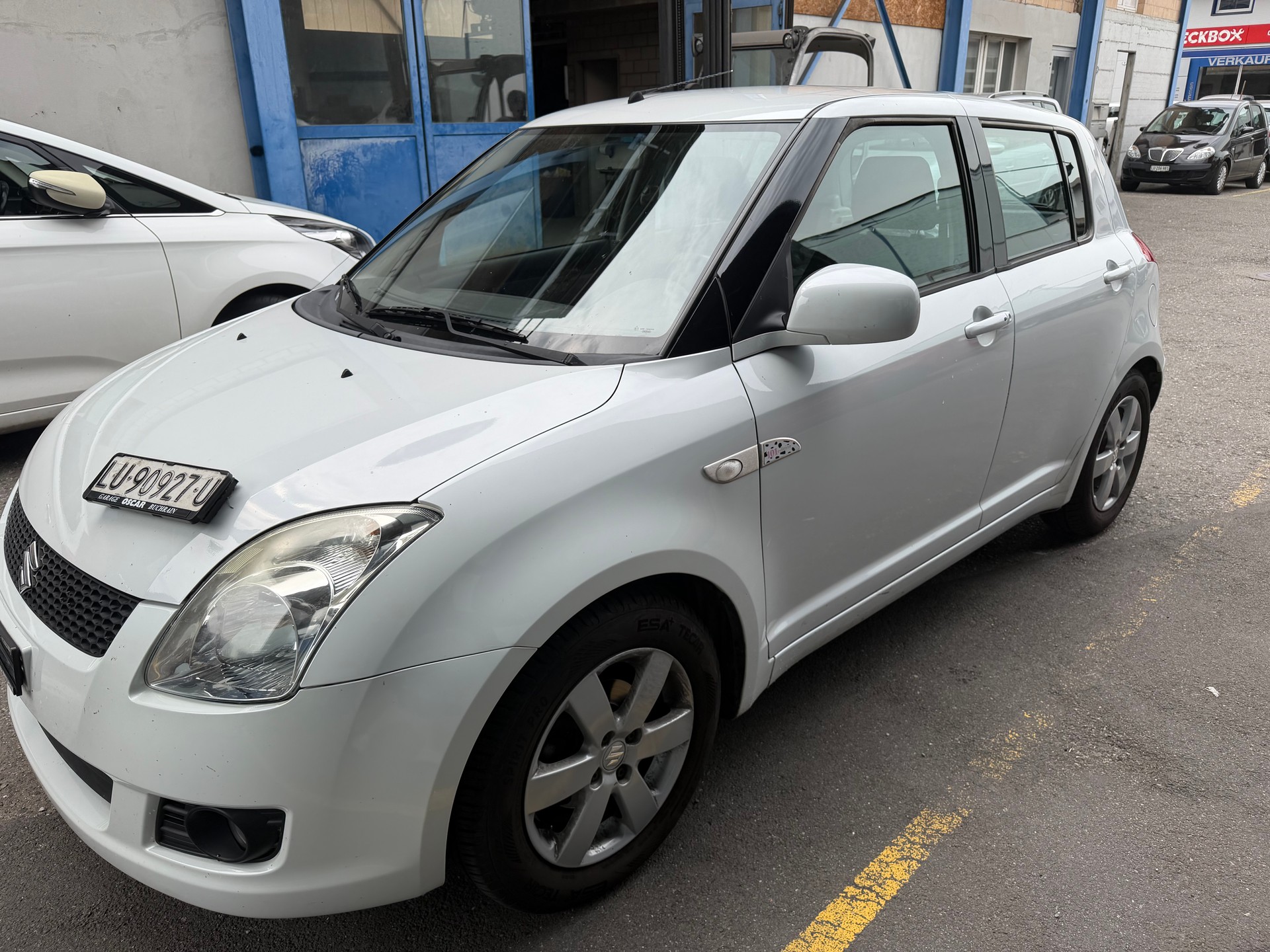 SUZUKI Swift 1.3i 16V GL Top-image-5