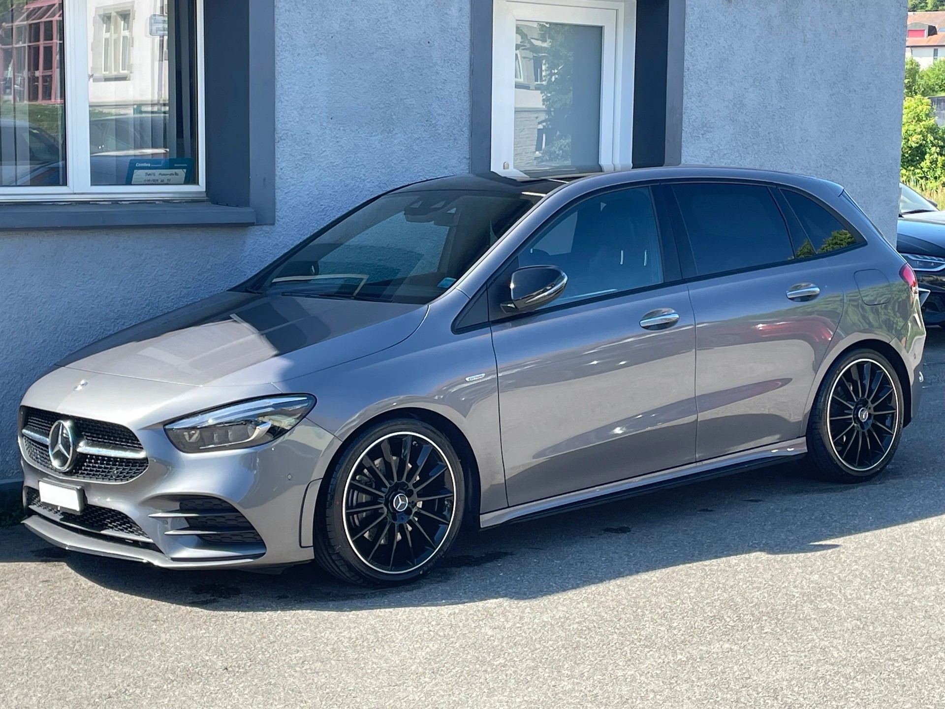 MERCEDES-BENZ B 220 d 4Matic AMG Line 8G-DCT