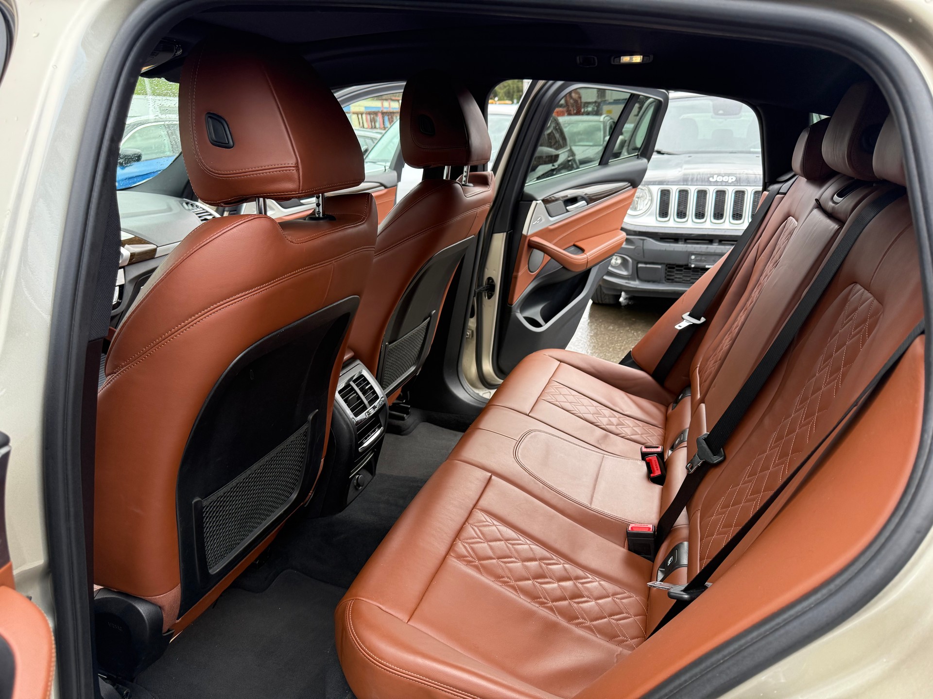 BMW X4 xDrive 30i xLine Steptronic-image-10