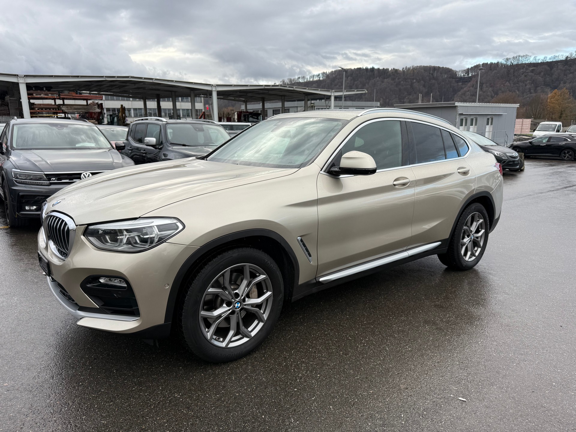 BMW X4 xDrive 30i xLine Steptronic-image-0