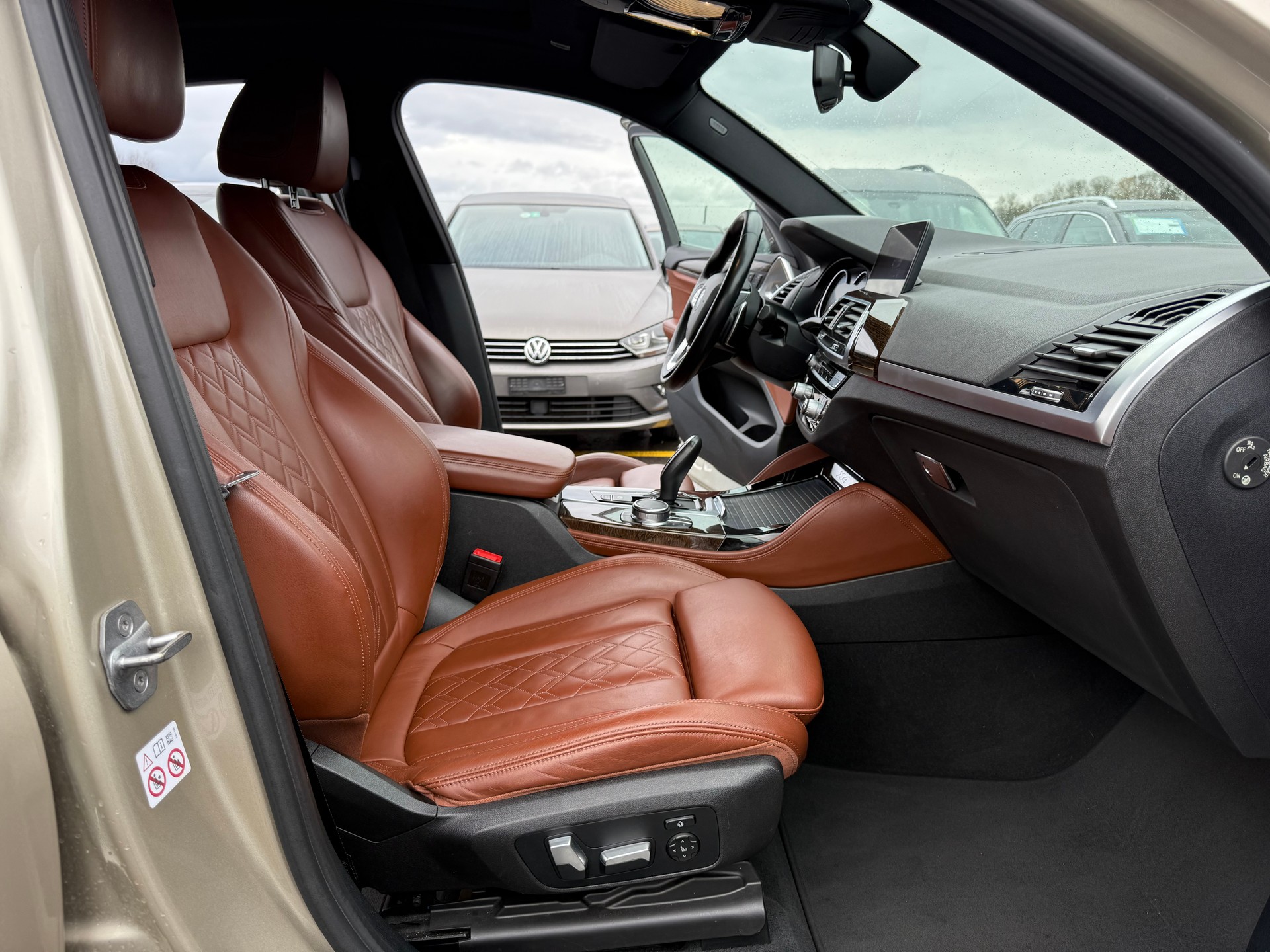 BMW X4 xDrive 30i xLine Steptronic-image-12