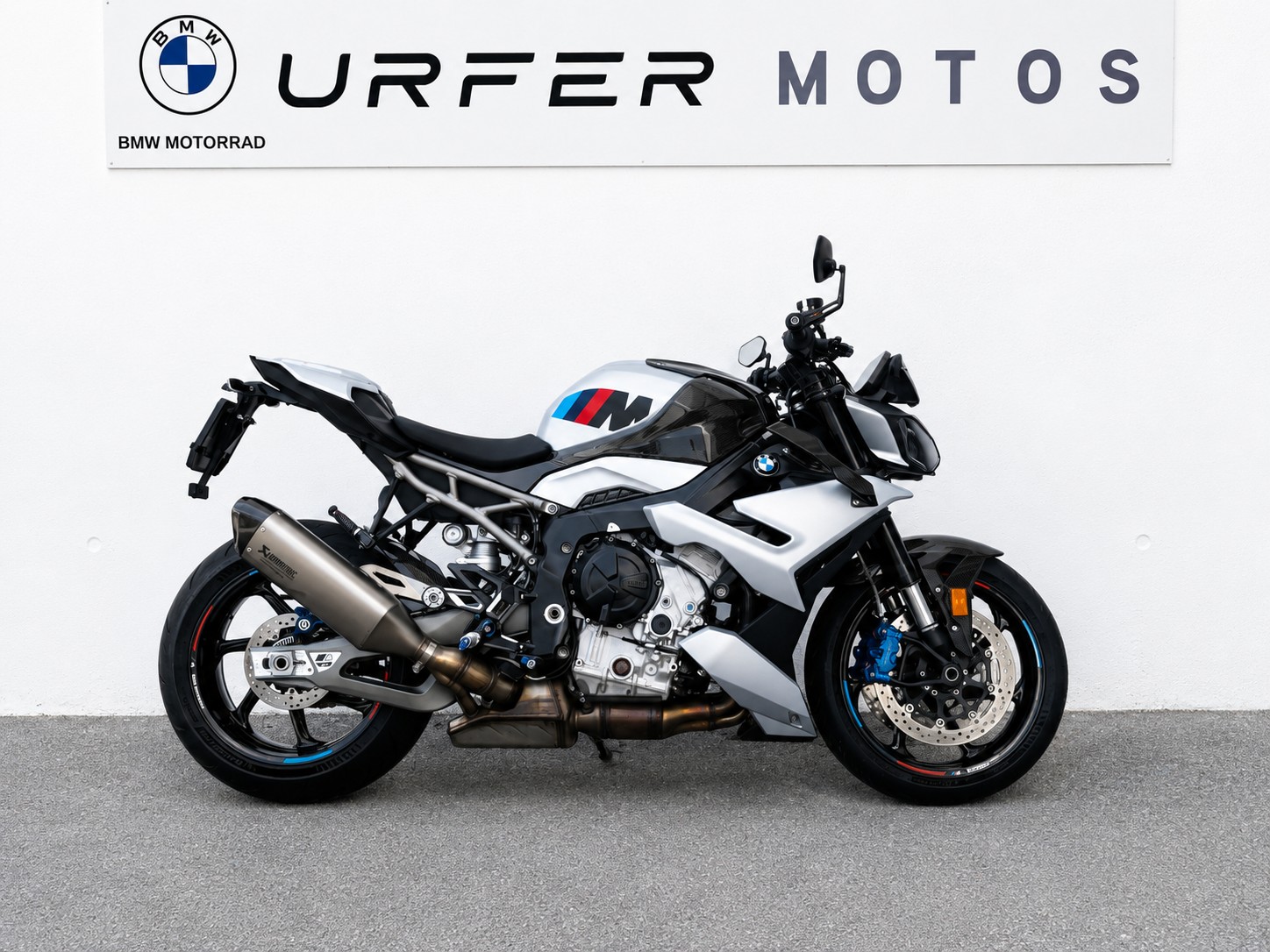 BMW M 1000 R