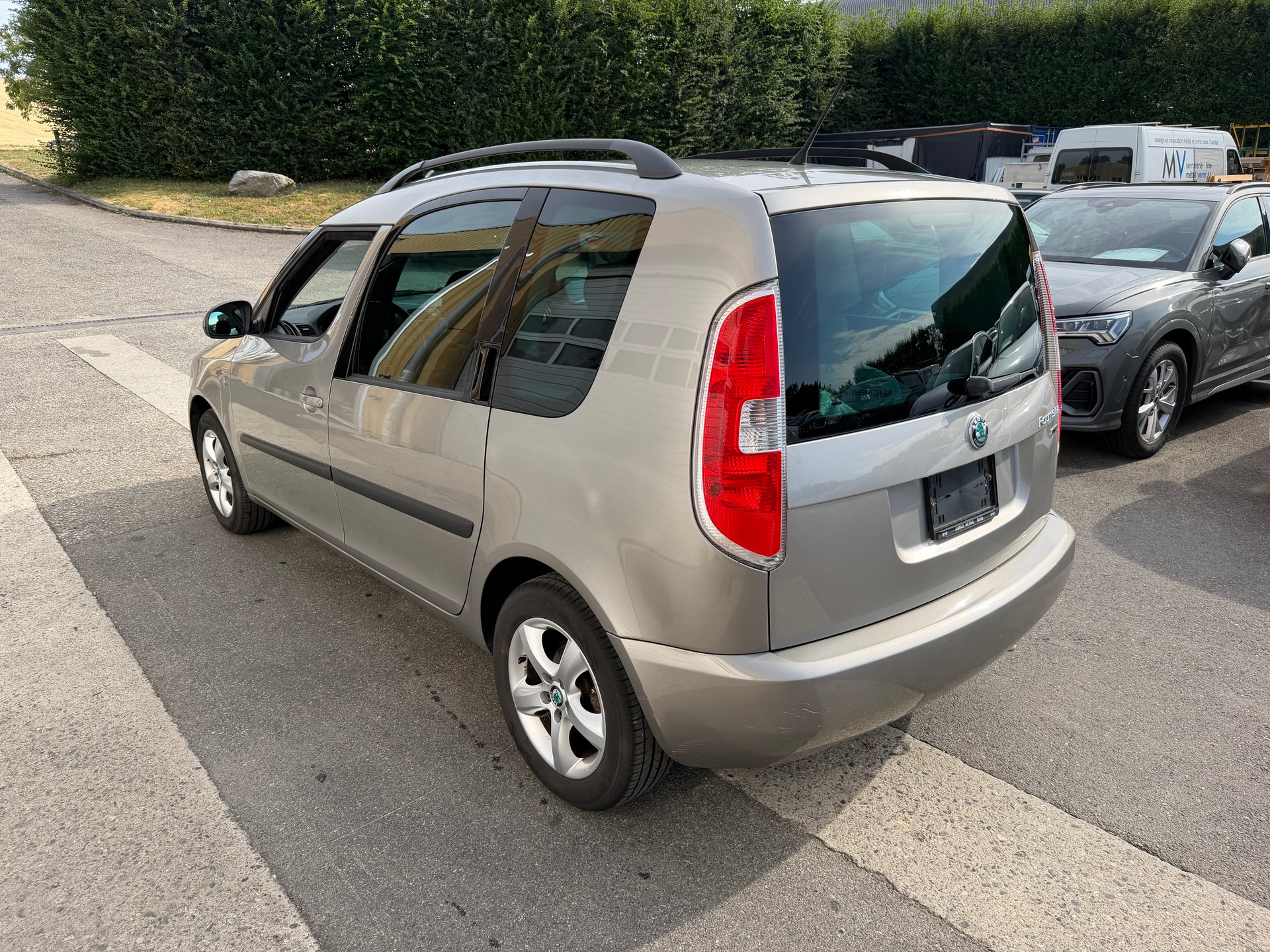 SKODA Roomster 1.2 TSI Style-image-8
