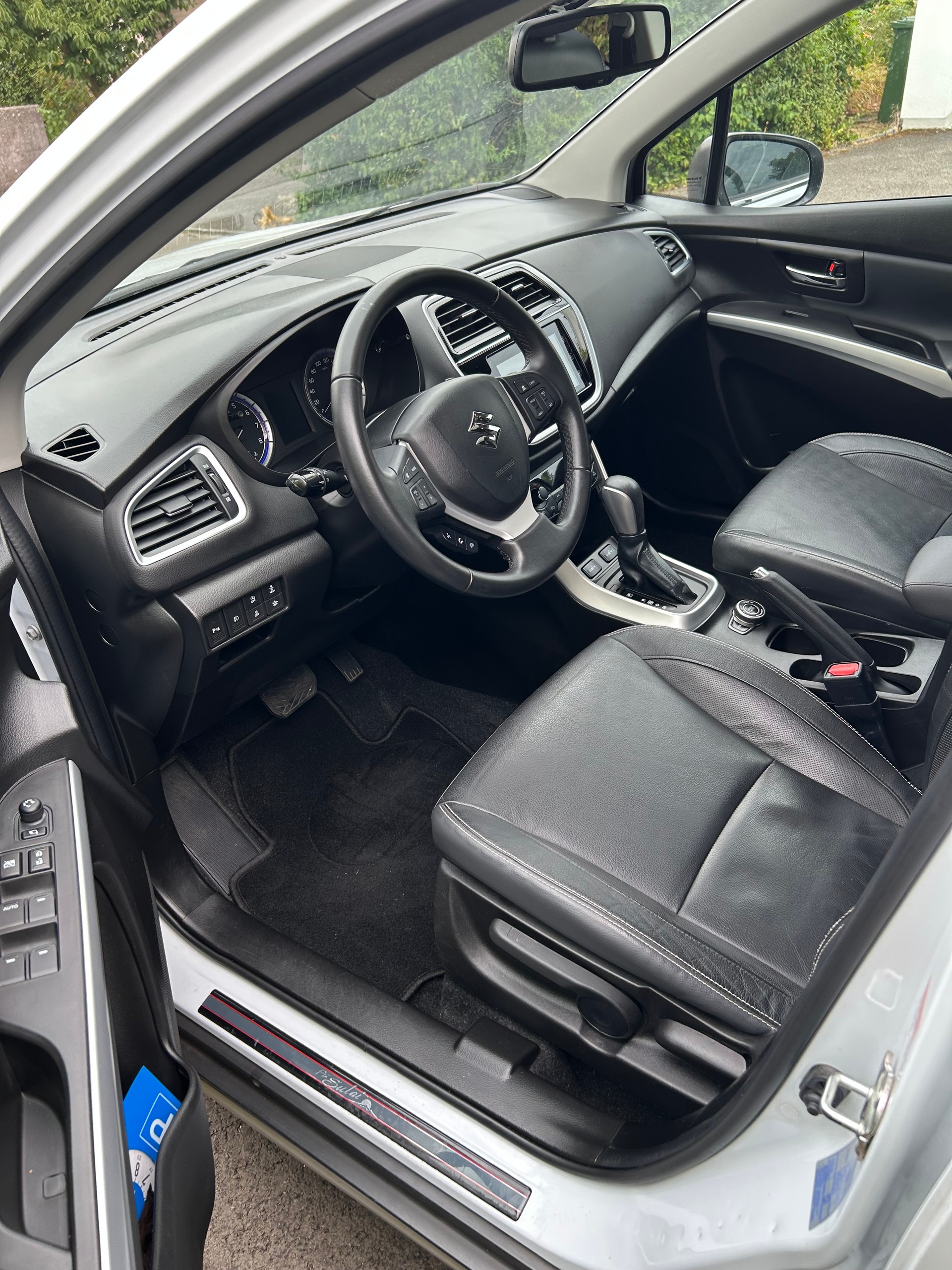 SUZUKI 1.4 T Piz Sulai 4x4-image-1