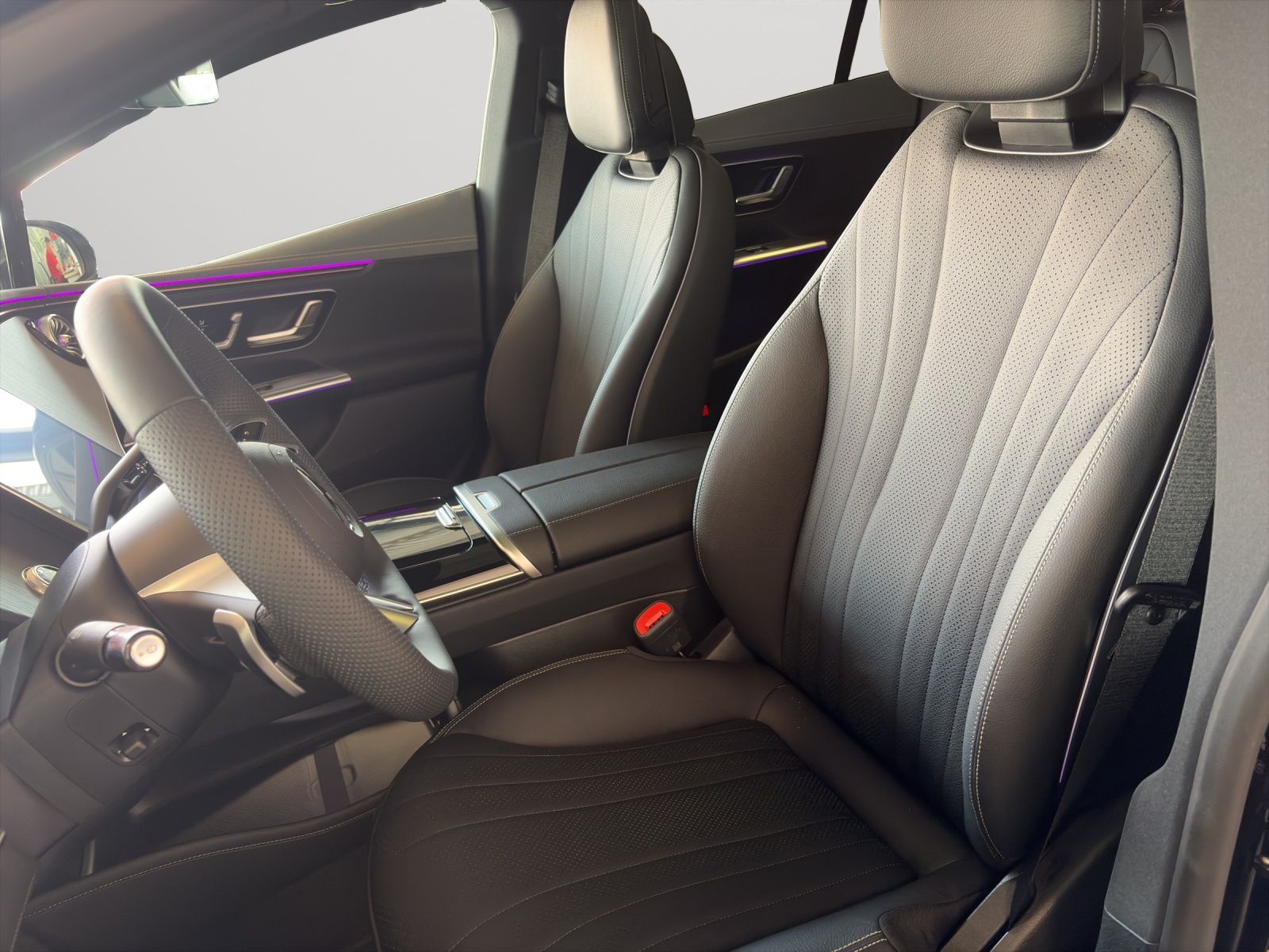 MERCEDES-BENZ EQE SUV 350 4 Matic Executive Edition-image-8