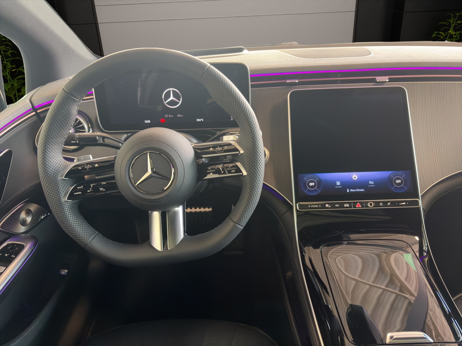 MERCEDES-BENZ EQE SUV 350 4 Matic Executive Edition-image-10