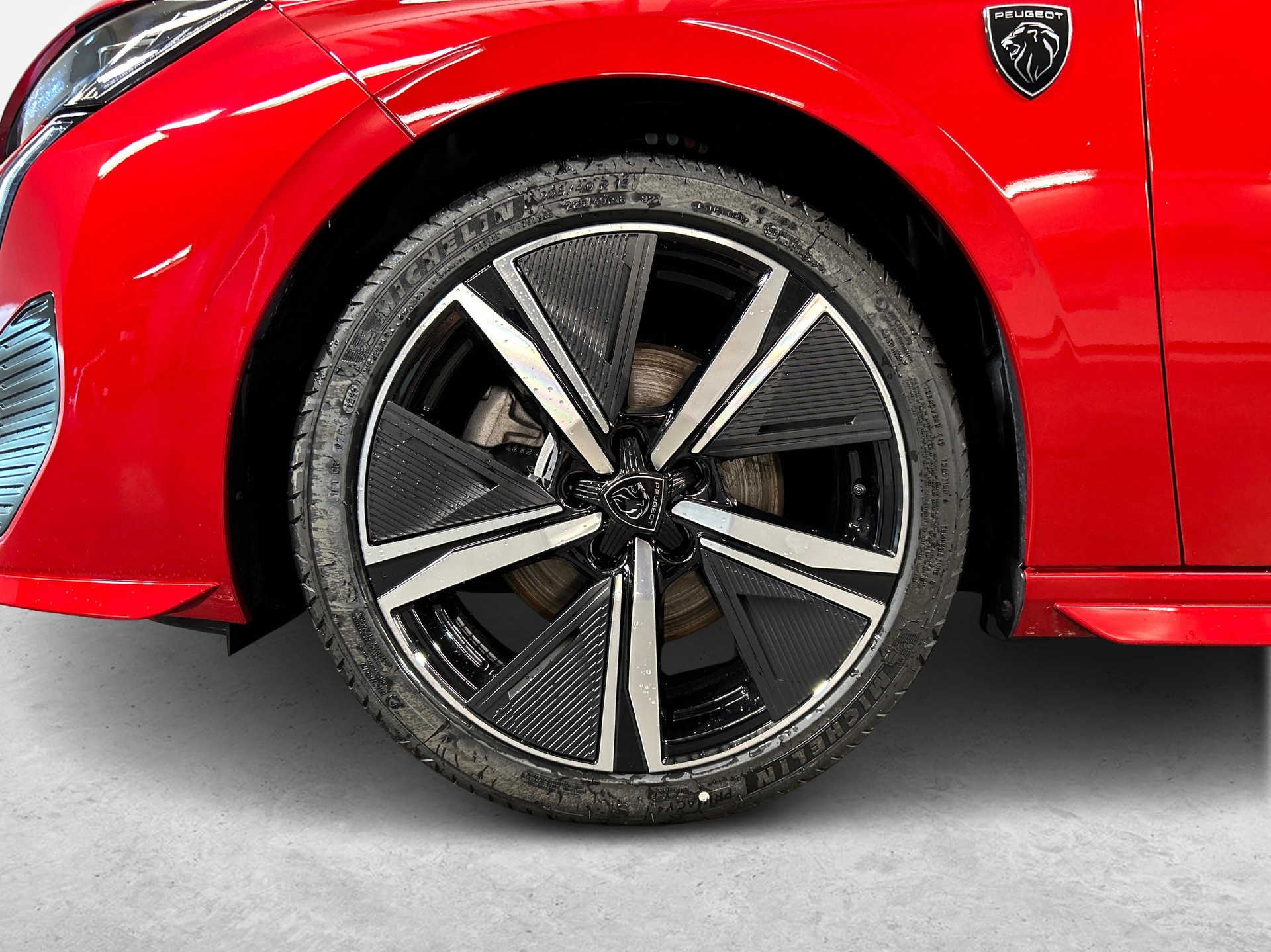 PEUGEOT 308 SW 1.2 Hybrid GT-image-11