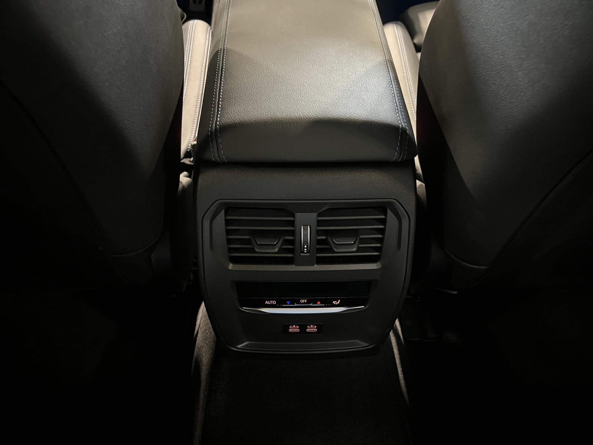 BMW i4 M50-image-15