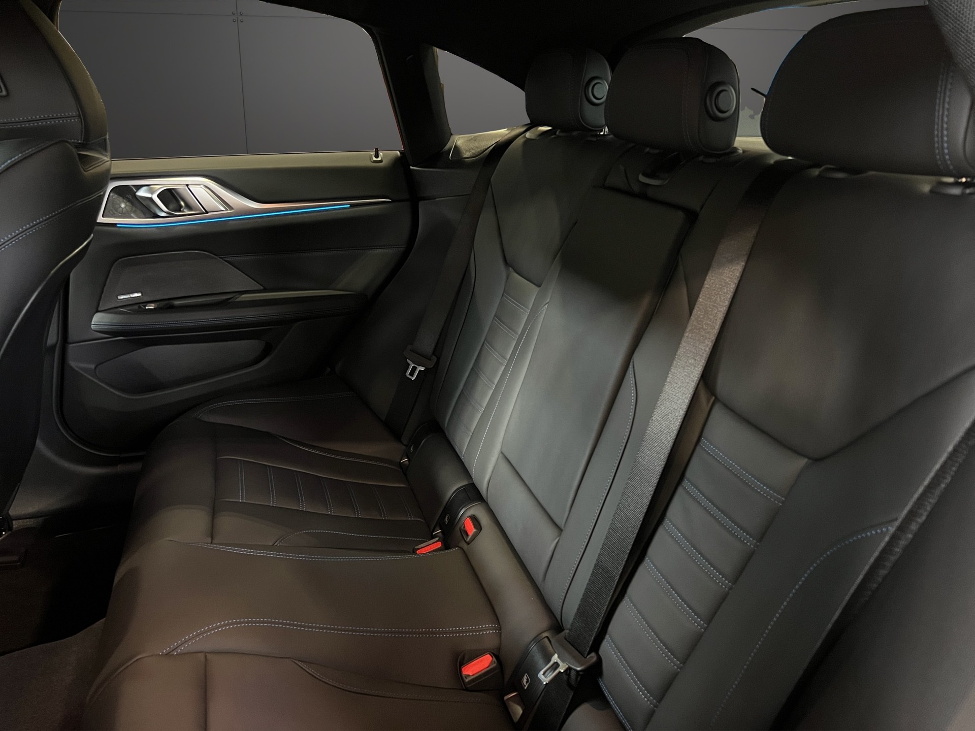 BMW i4 M50-image-11