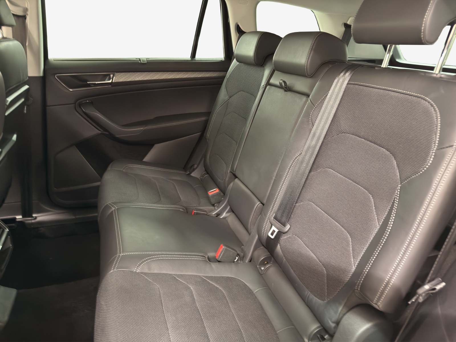 SKODA Kodiaq 2.0 TDI CR Style 4x4 DSG-image-11